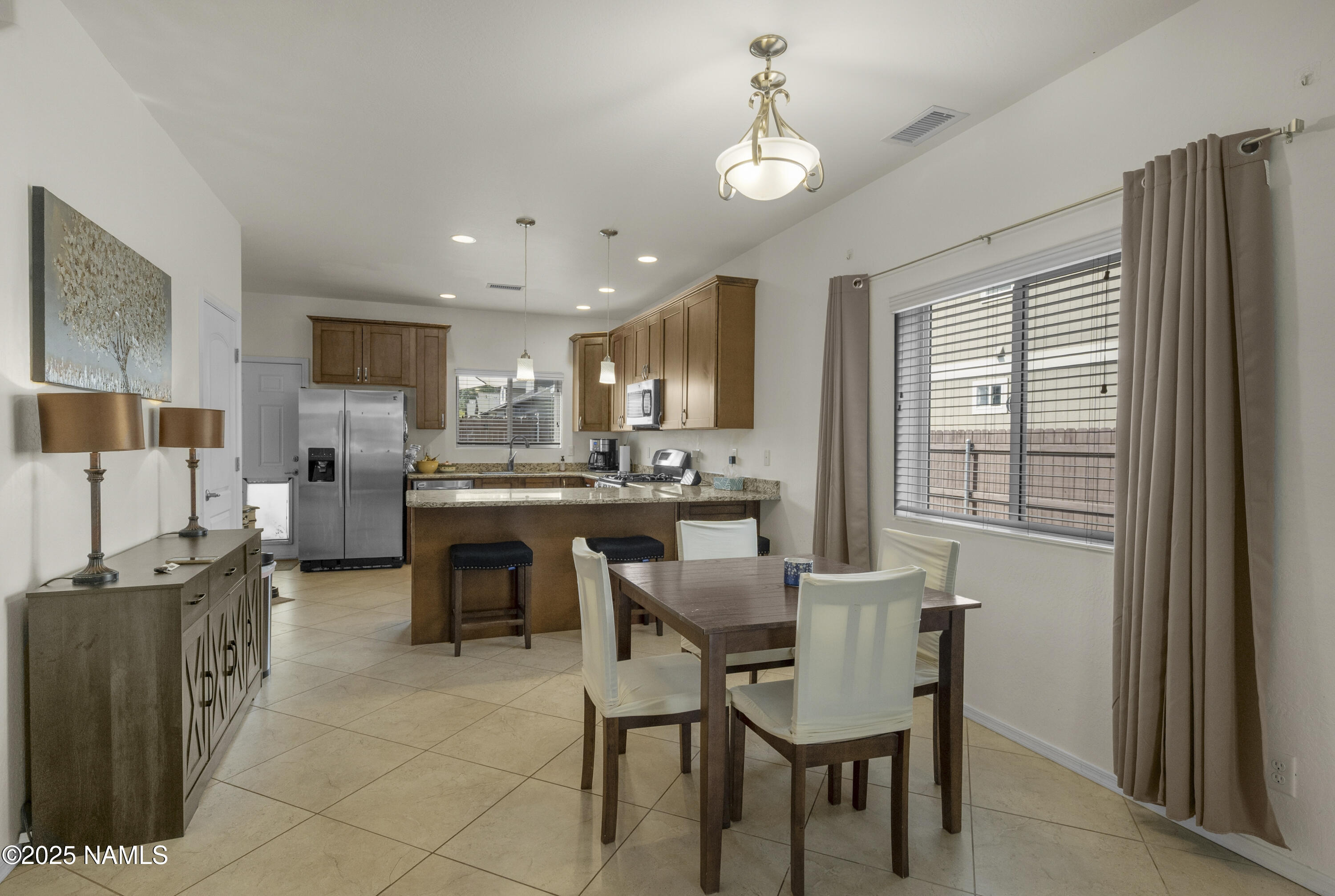 2811 S Flagstone Lane