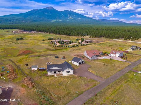 Photo of Flagstaff, AZ 86001 (MLS # 200482)