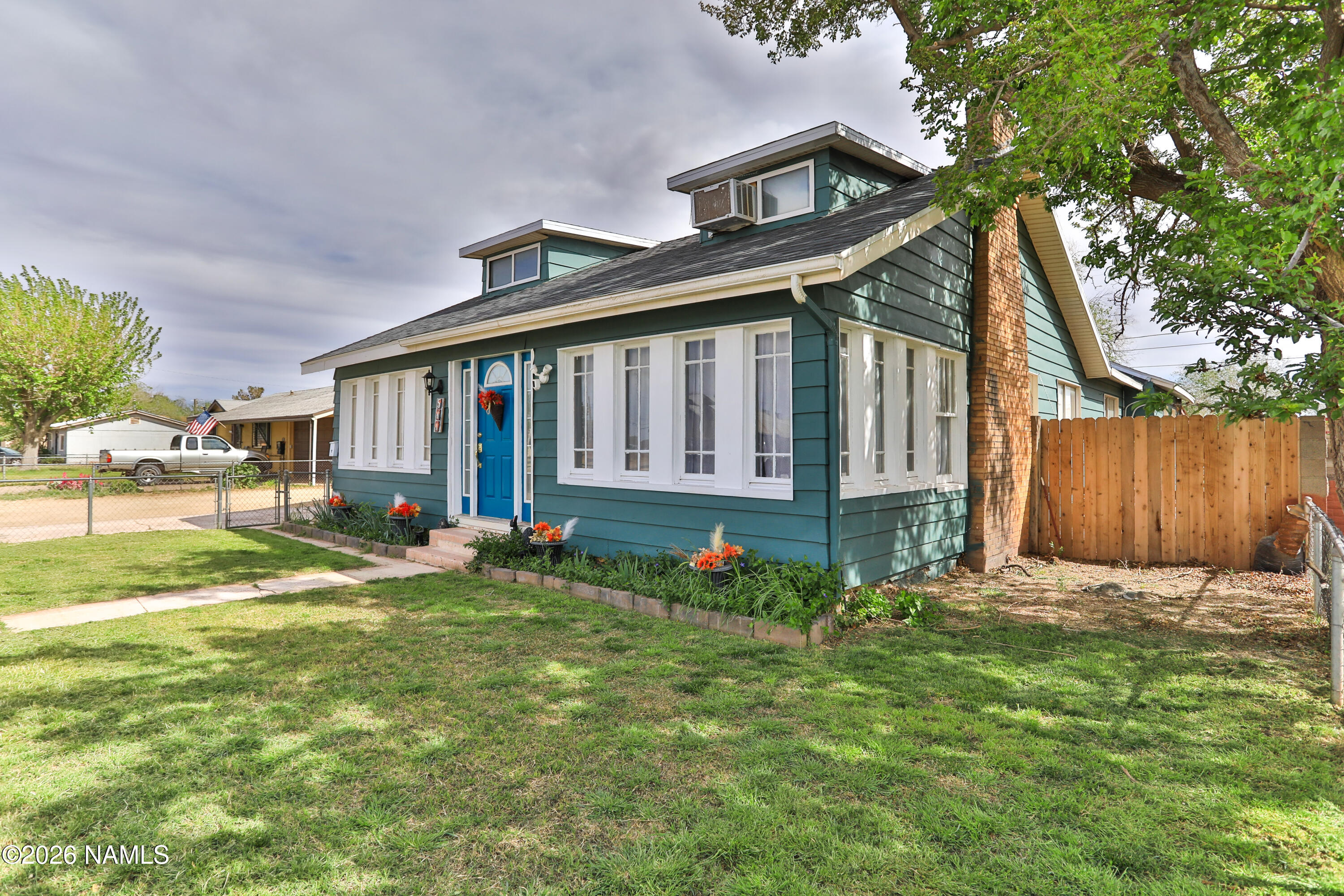 511 W Gilmore Street