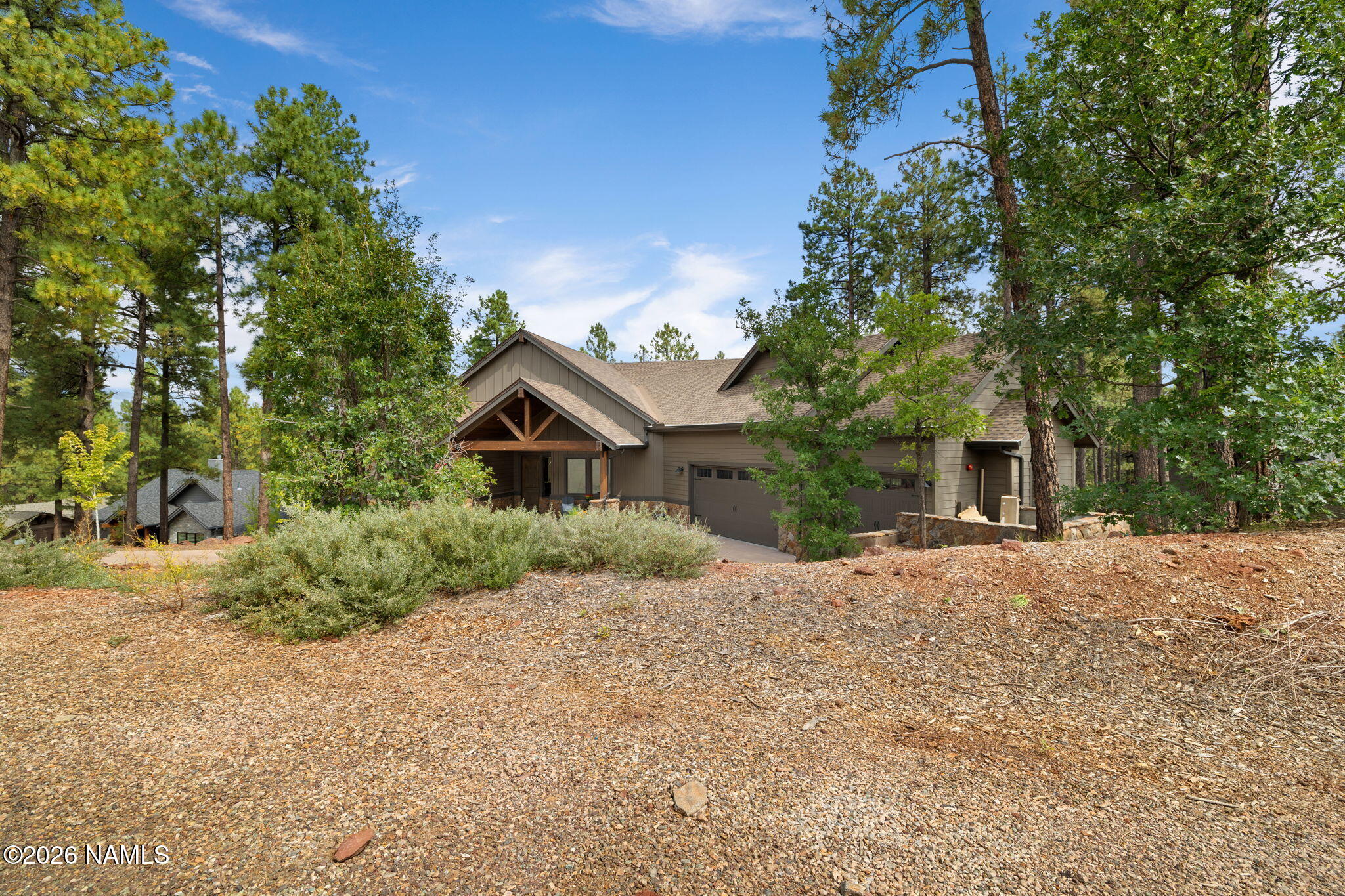 3710 S Bridle Path