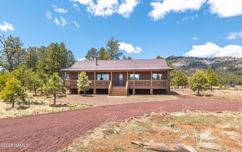 Photo of Flagstaff, AZ 86001 (MLS # 200621)