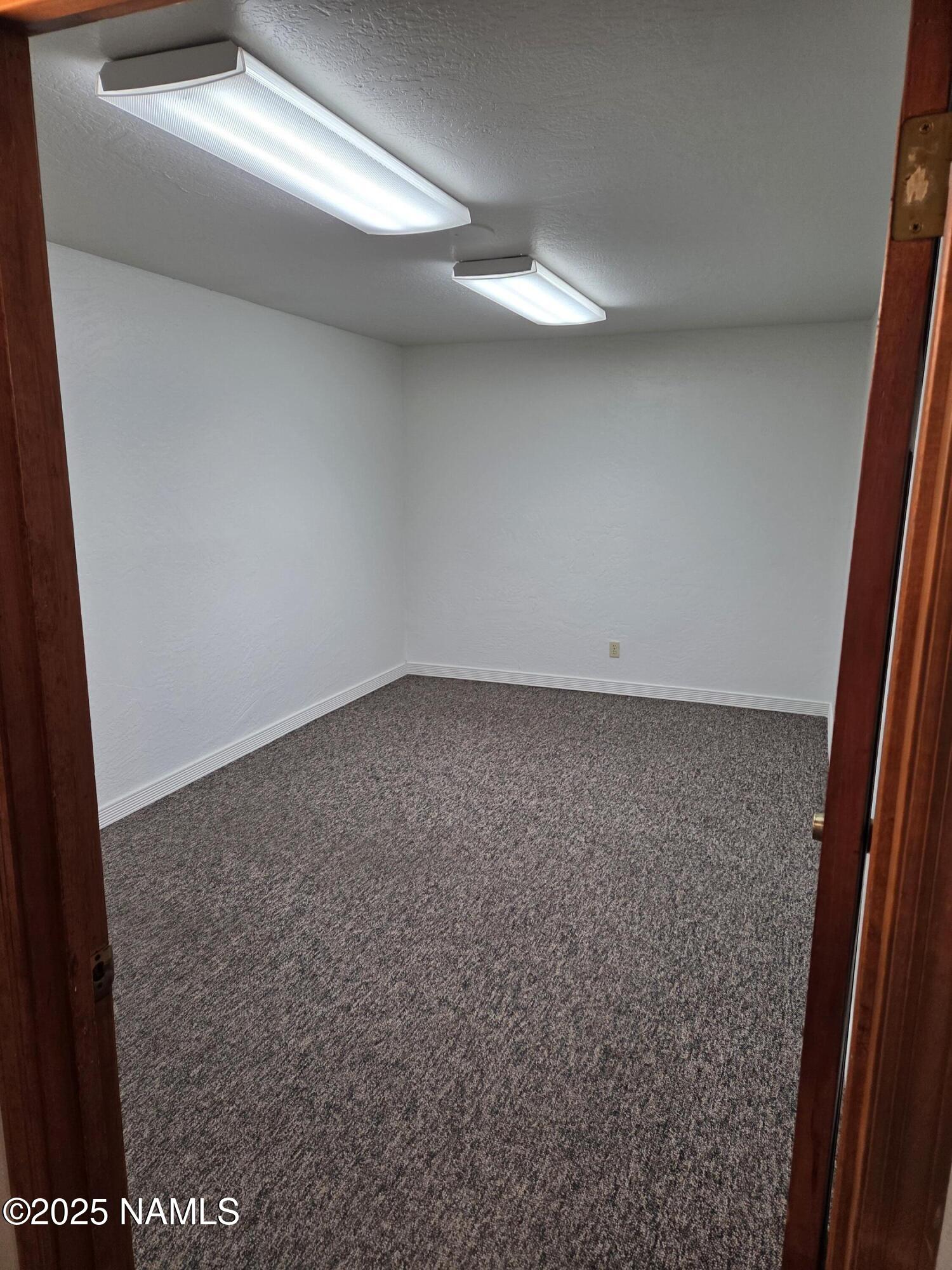 518 N Beaver Street B