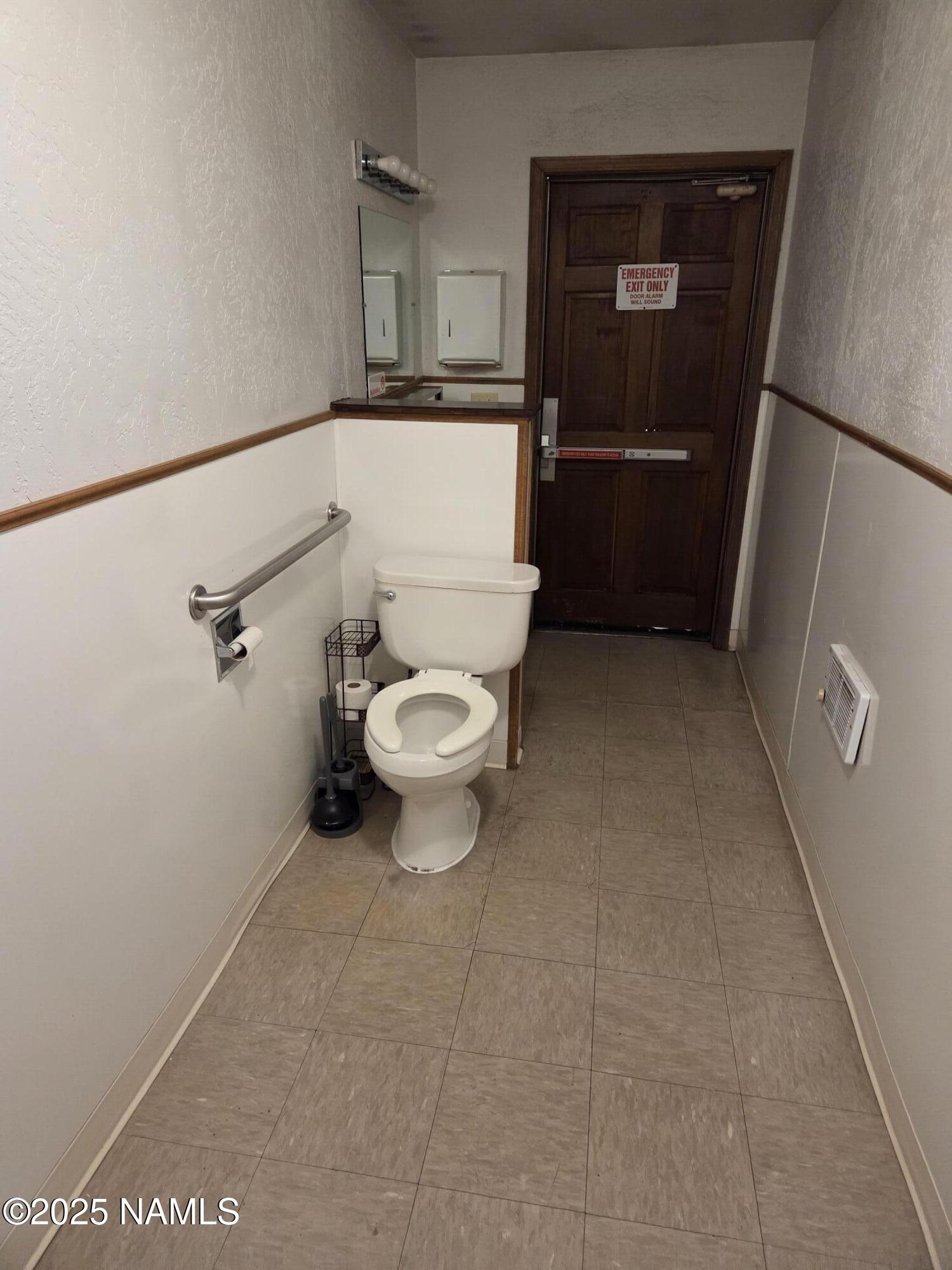 518 N Beaver Street B