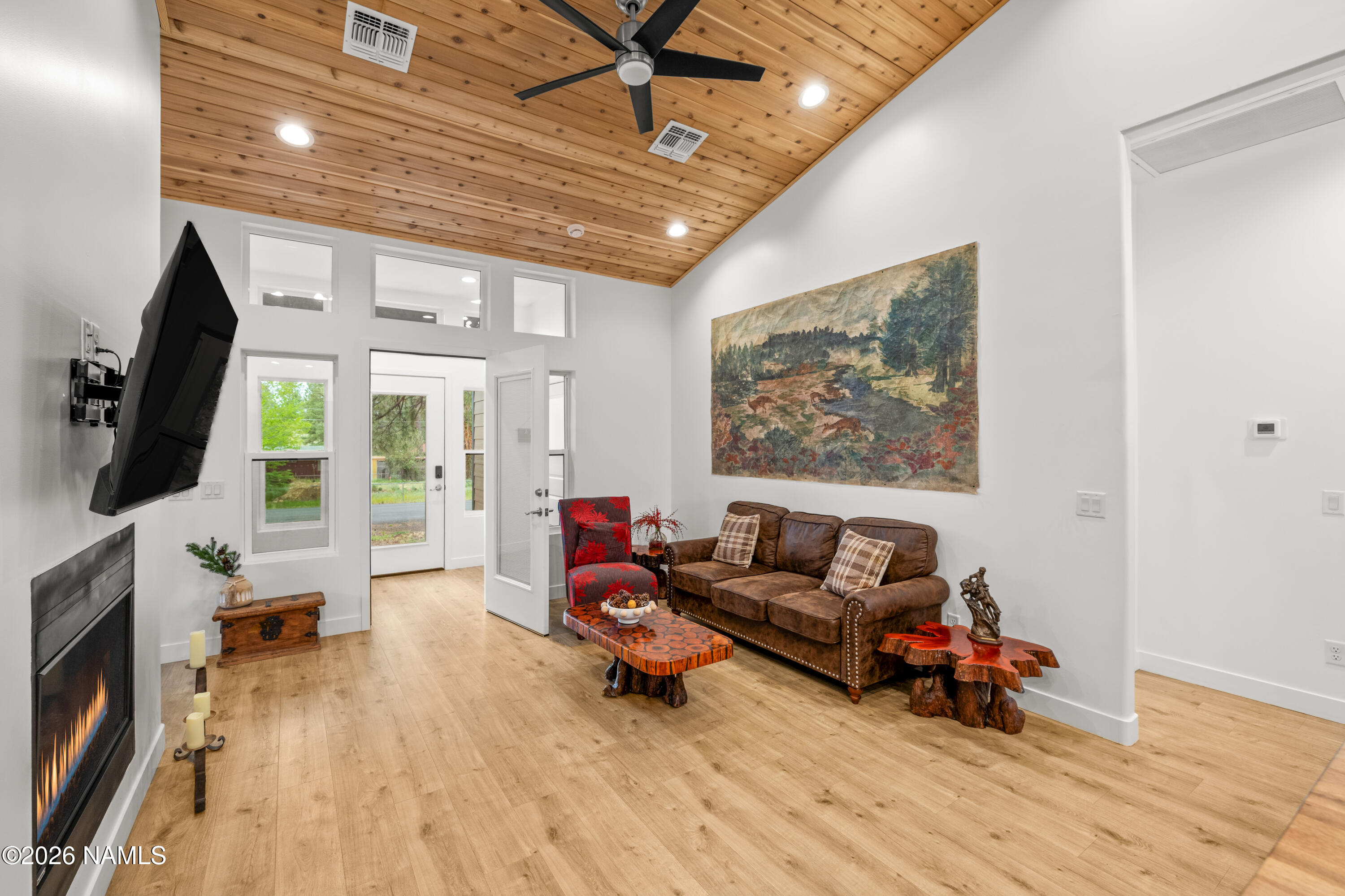 255 Comanche Street