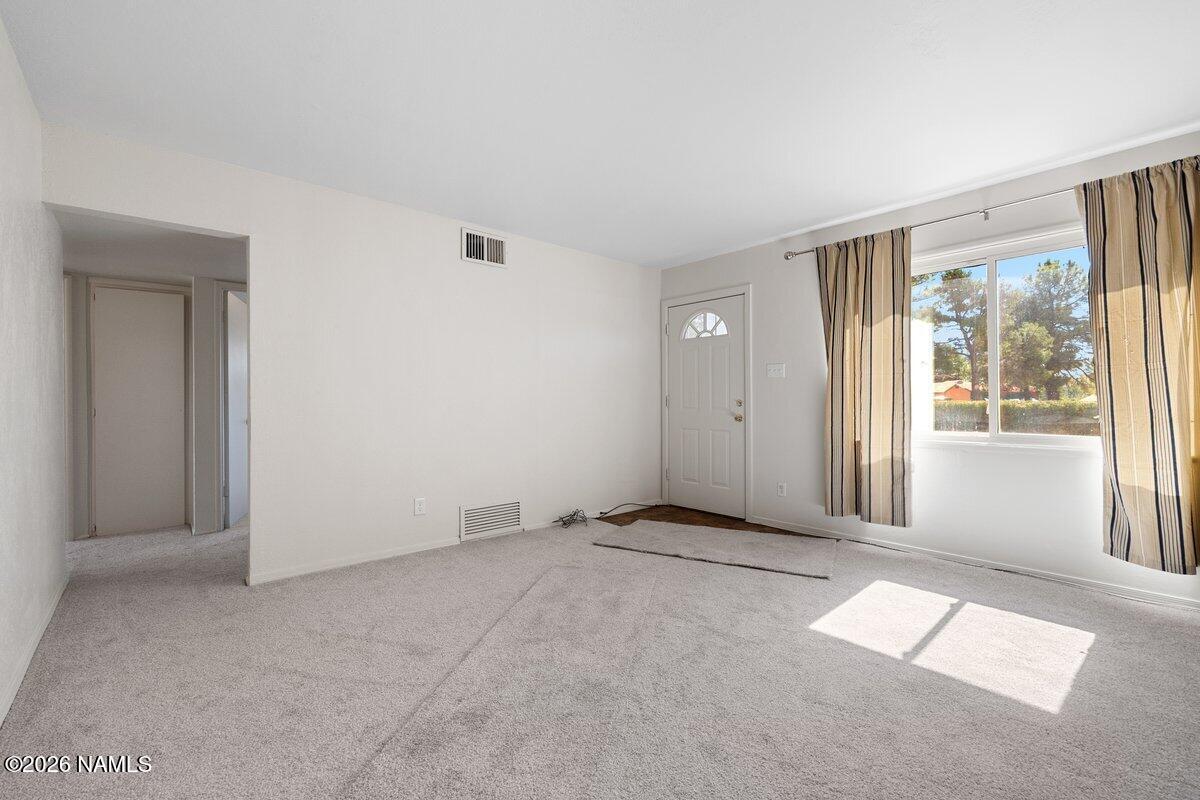 132 S Paseo Del Flag