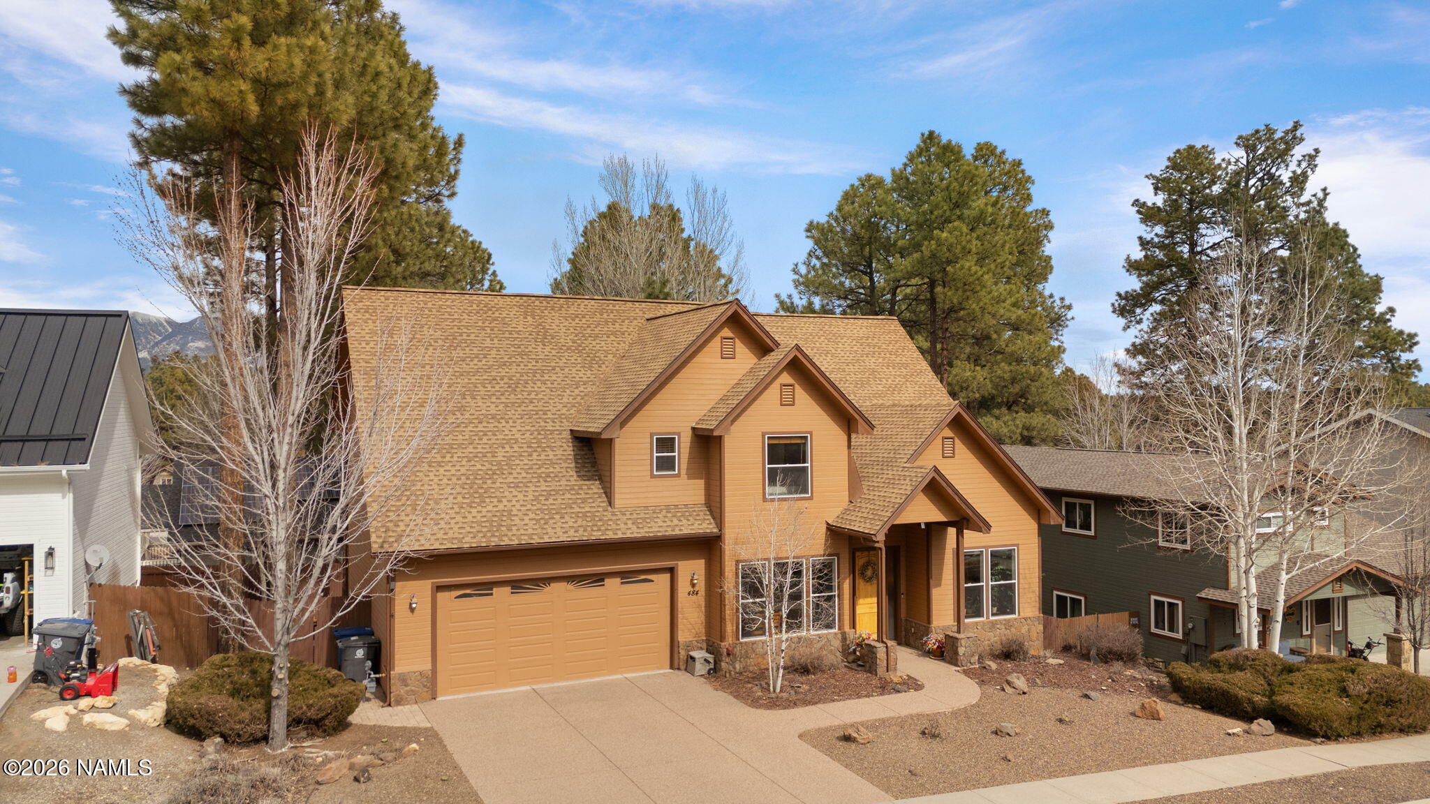 484 E Clover Creek Drive