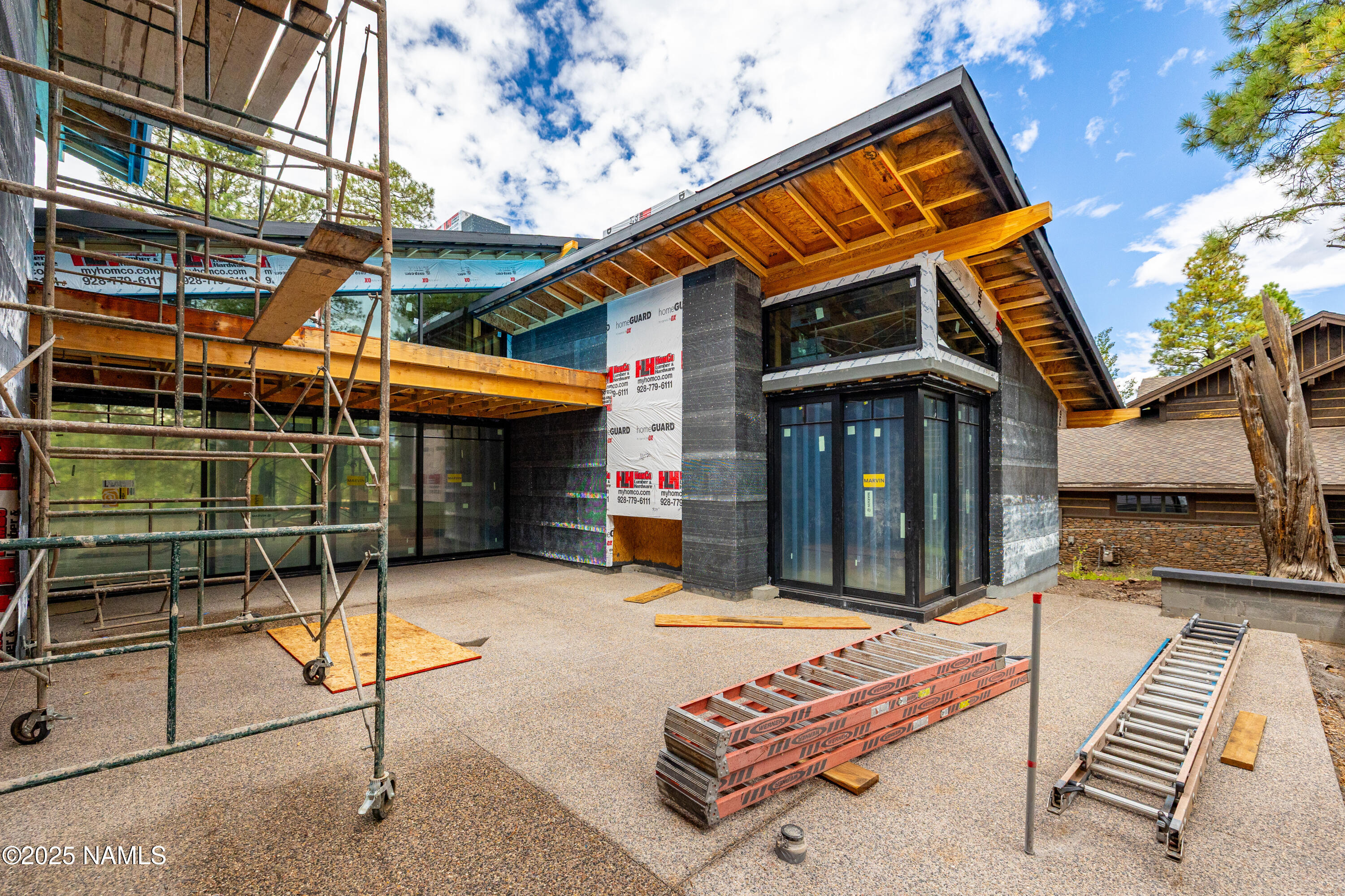 2000 E Del Rae Drive 223