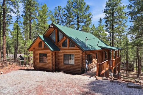 Photo of Flagstaff, AZ 86005 (MLS # 205341)