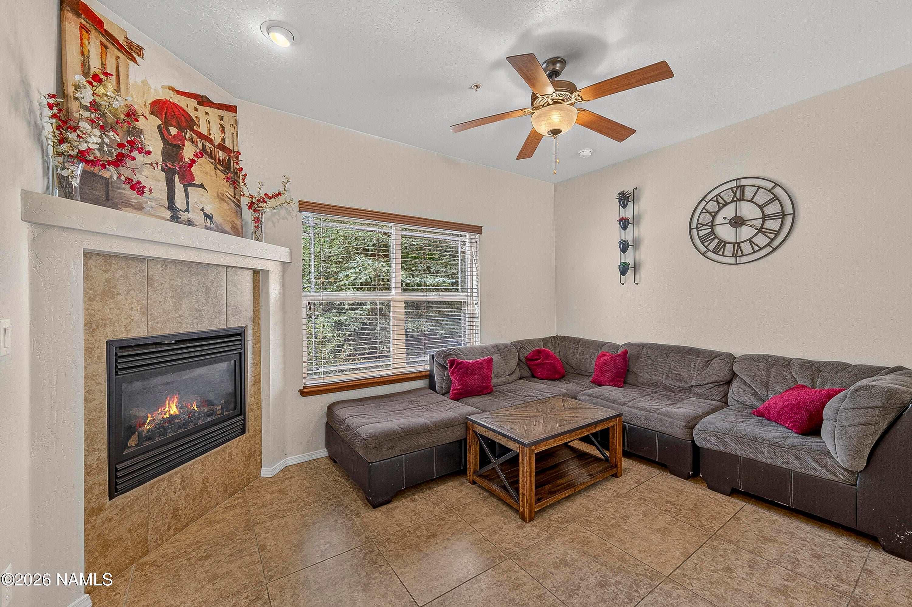 3796 E Jacamar Drive
