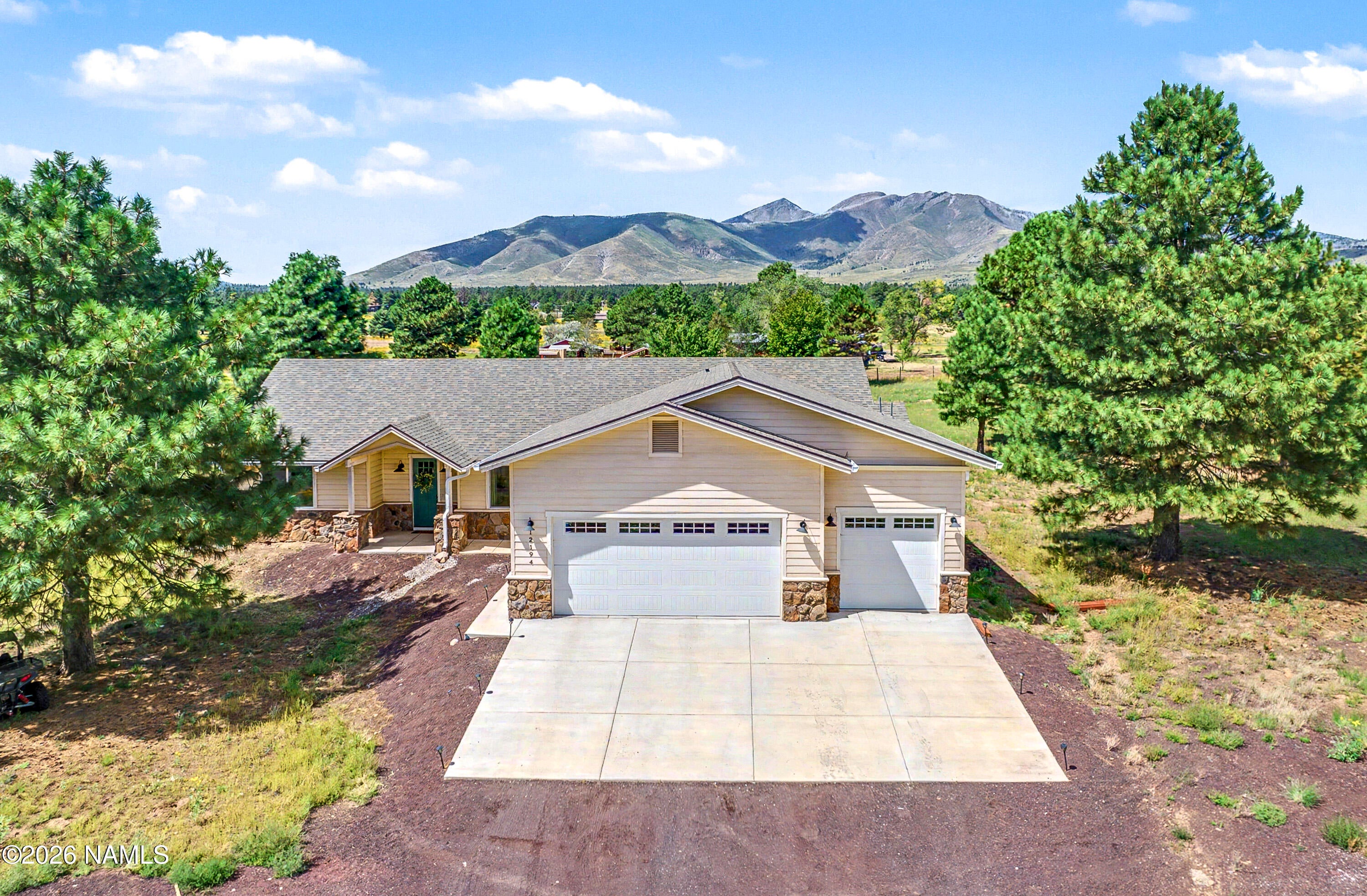 12194 Daniel Way