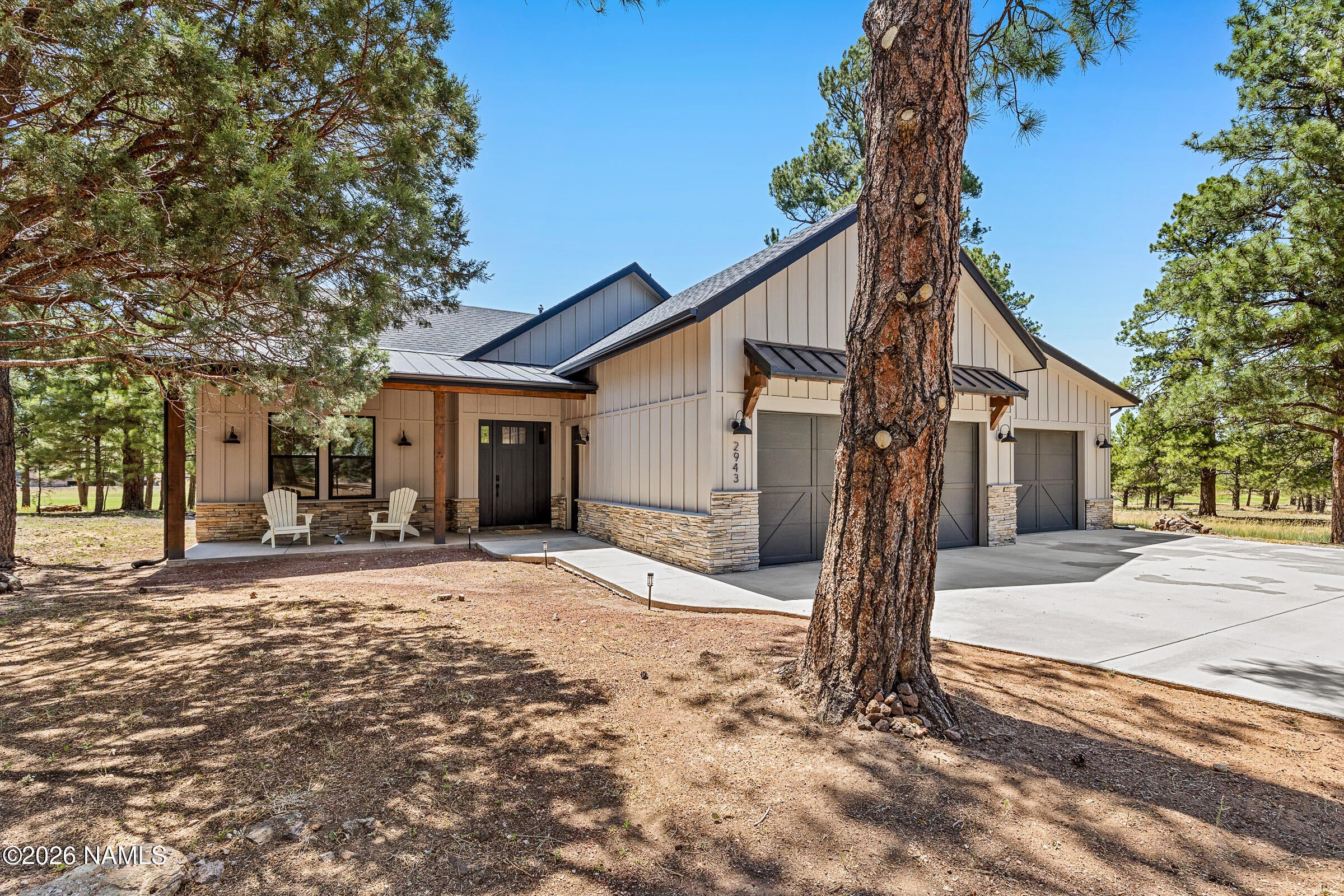 2943 W Castle Pines Drive