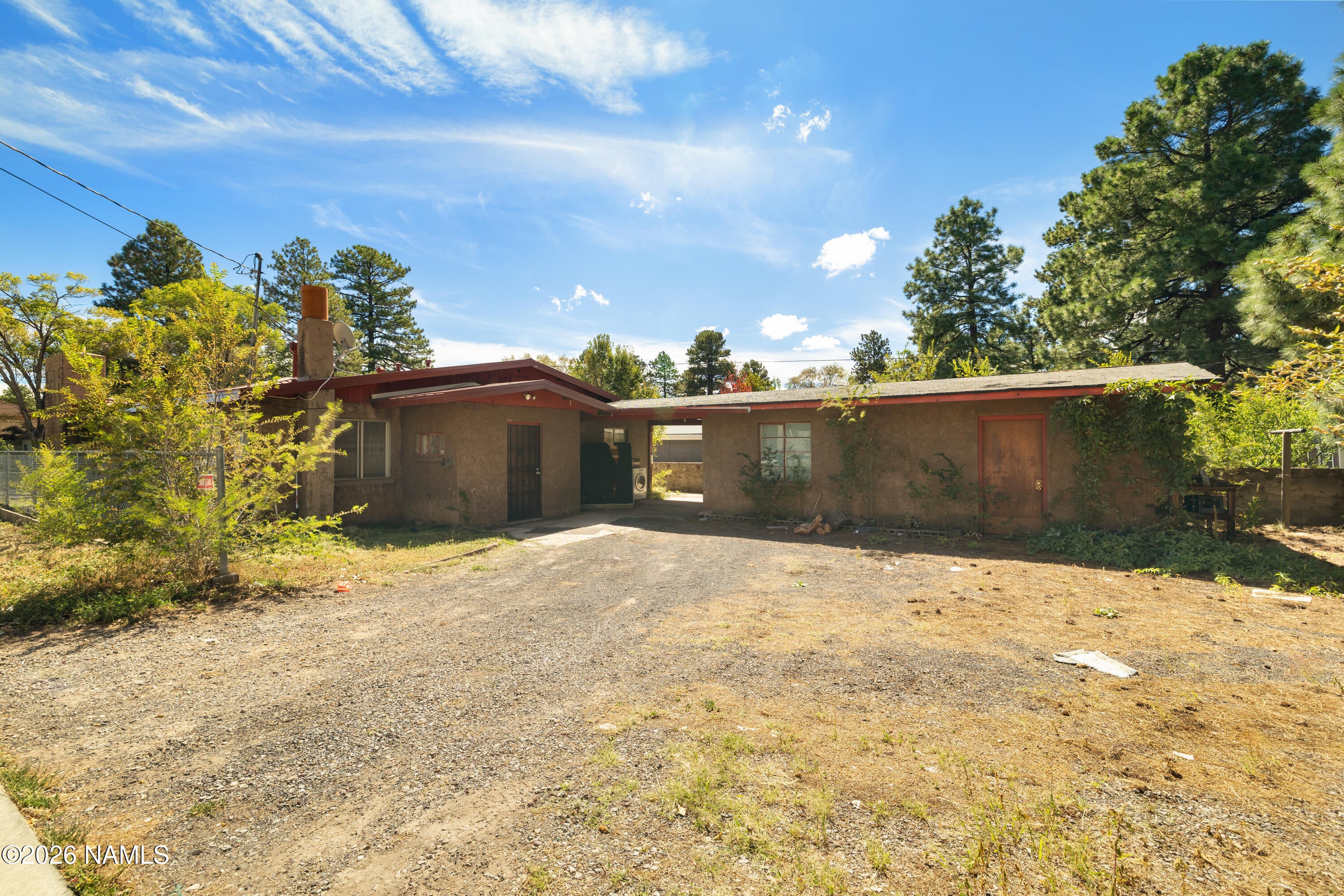 2621 N Center Street