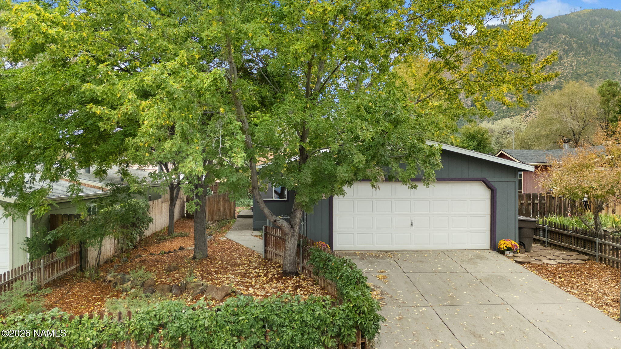 5283 N Thornton Place