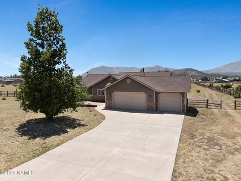 Photo of Flagstaff, AZ 86004 (MLS # 202158)