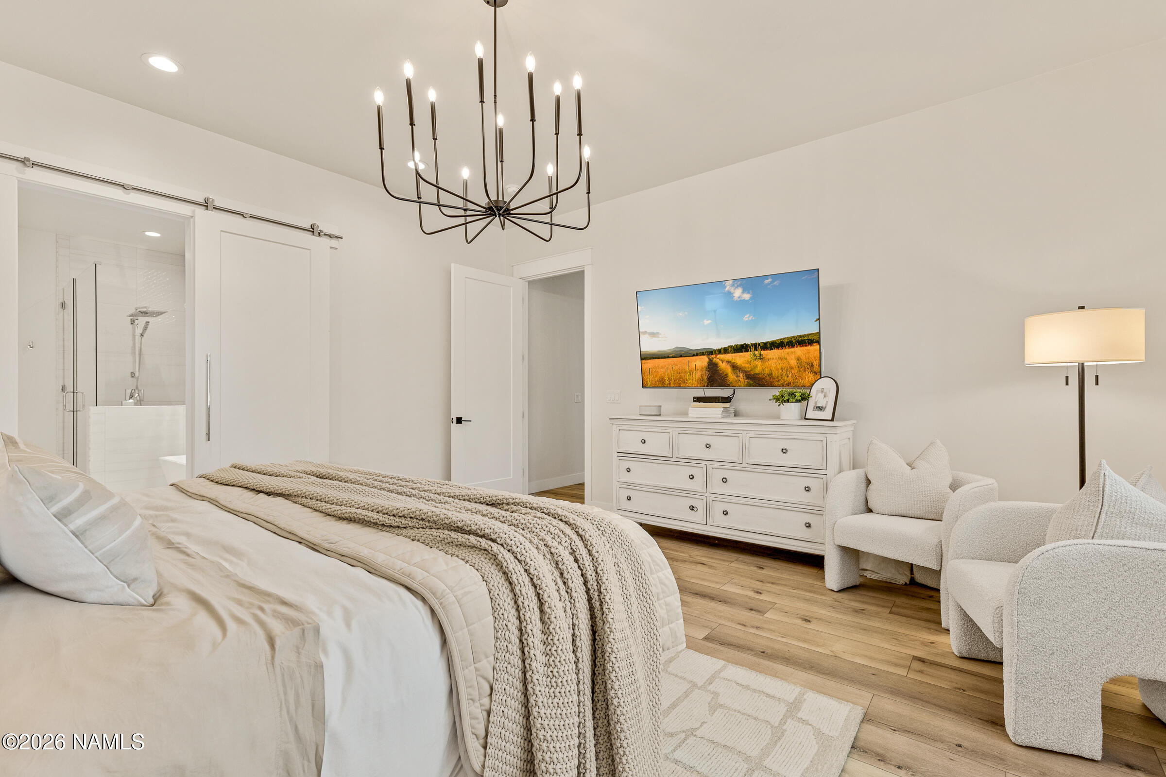 2072 N Cobblestone Circle