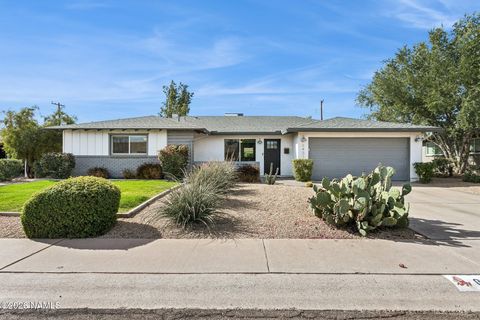 Photo of Scottsdale, AZ 85257 (MLS # 203483)