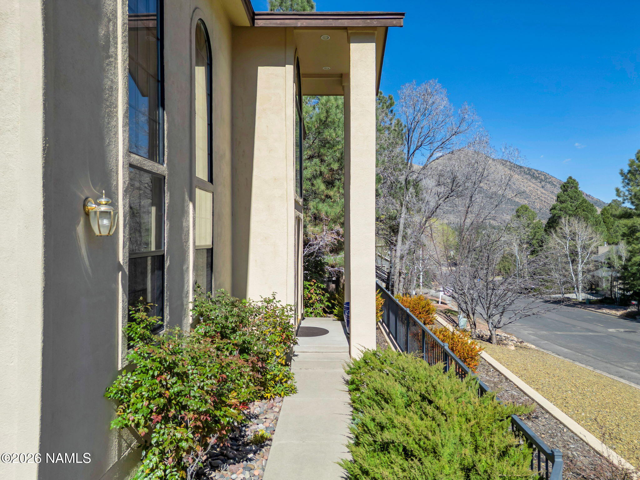 4570 E Flintwood Lane