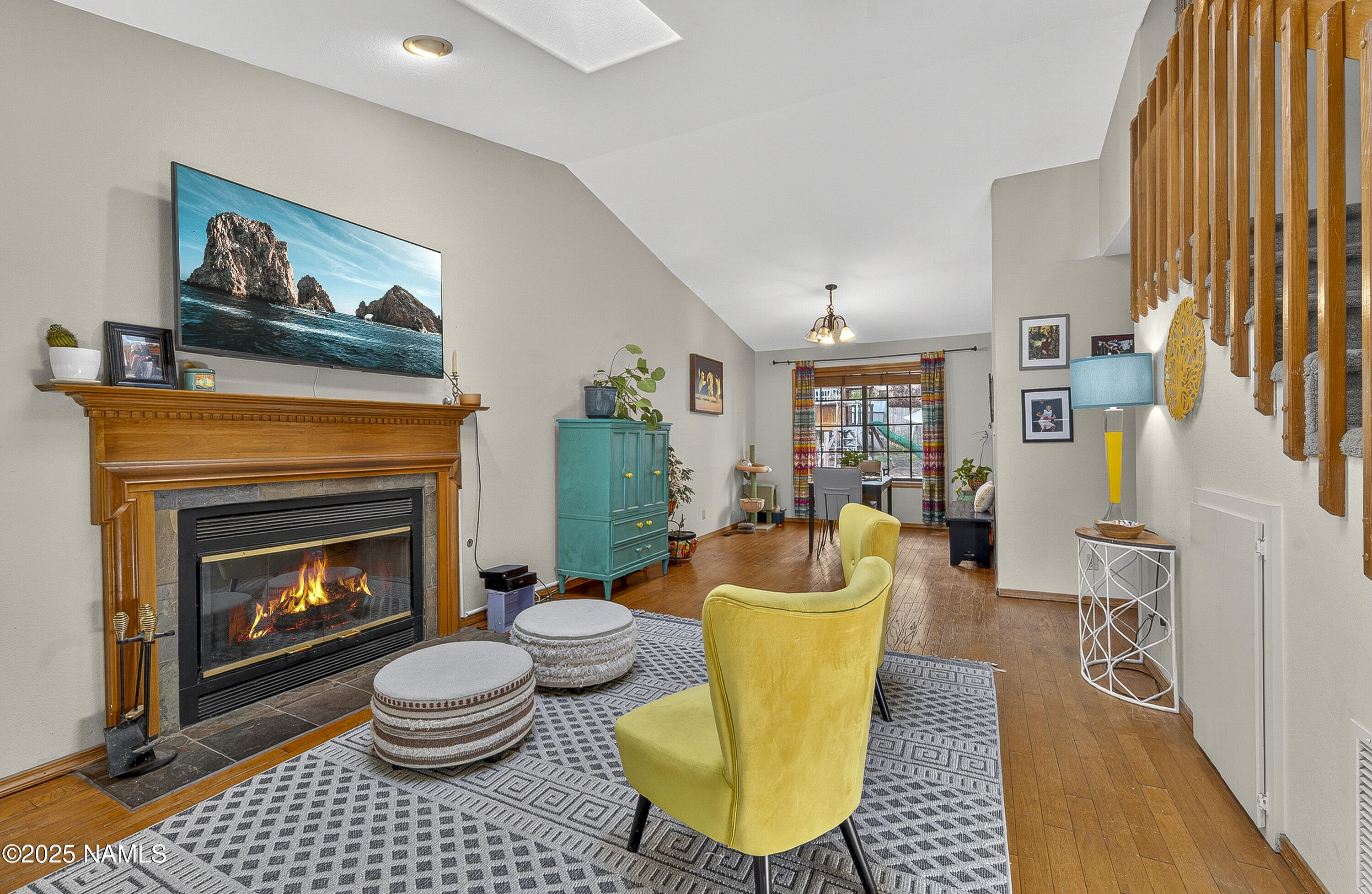 1080 W Ardrey Circle