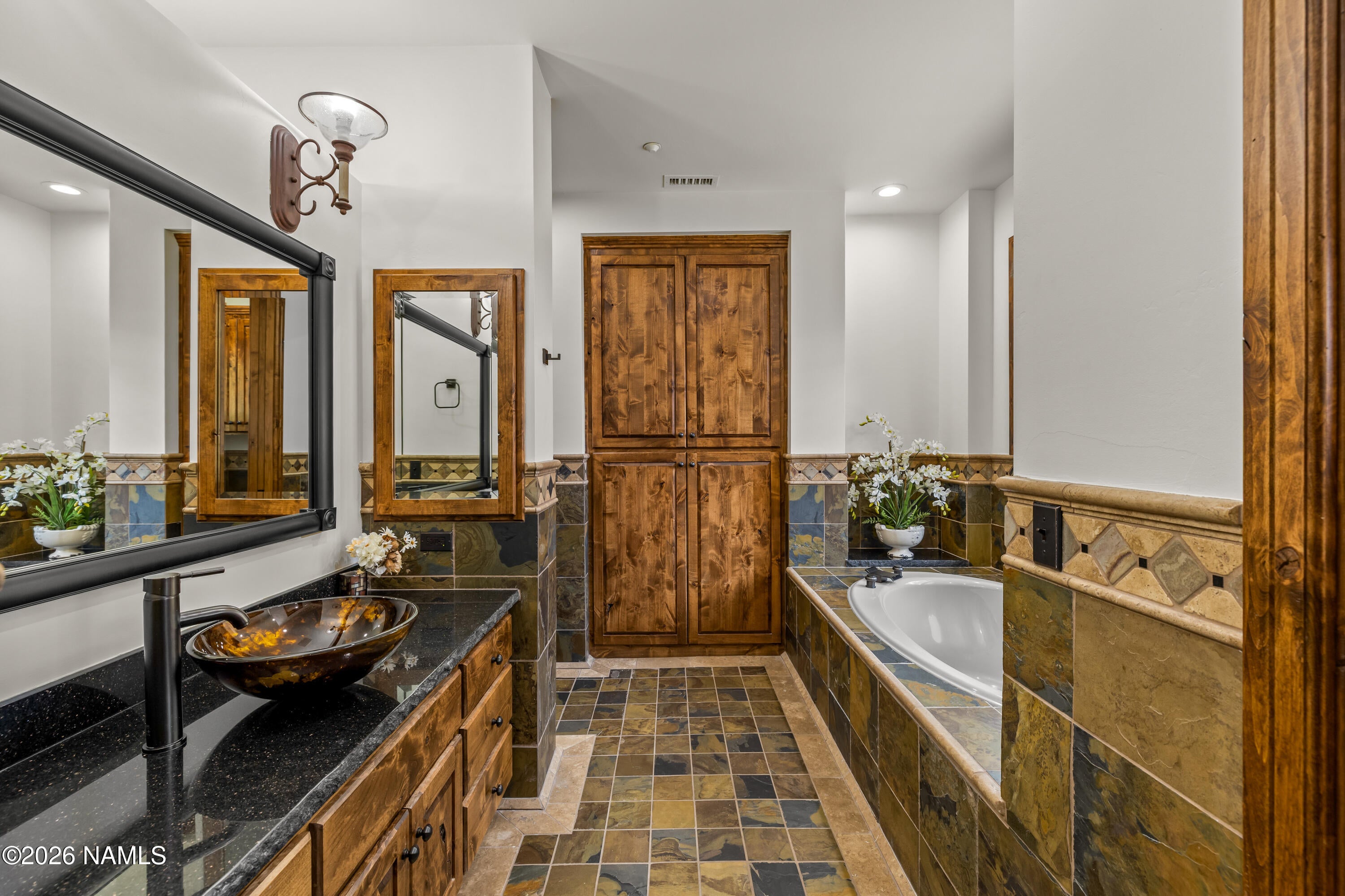 3460 S Del Aire Ct, Flagstaff, AZ, 86005, USA, 5 Bedrooms Bedrooms, ,5 BathroomsBathrooms,Residential,Active,3460 S Del Aire Ct,204625