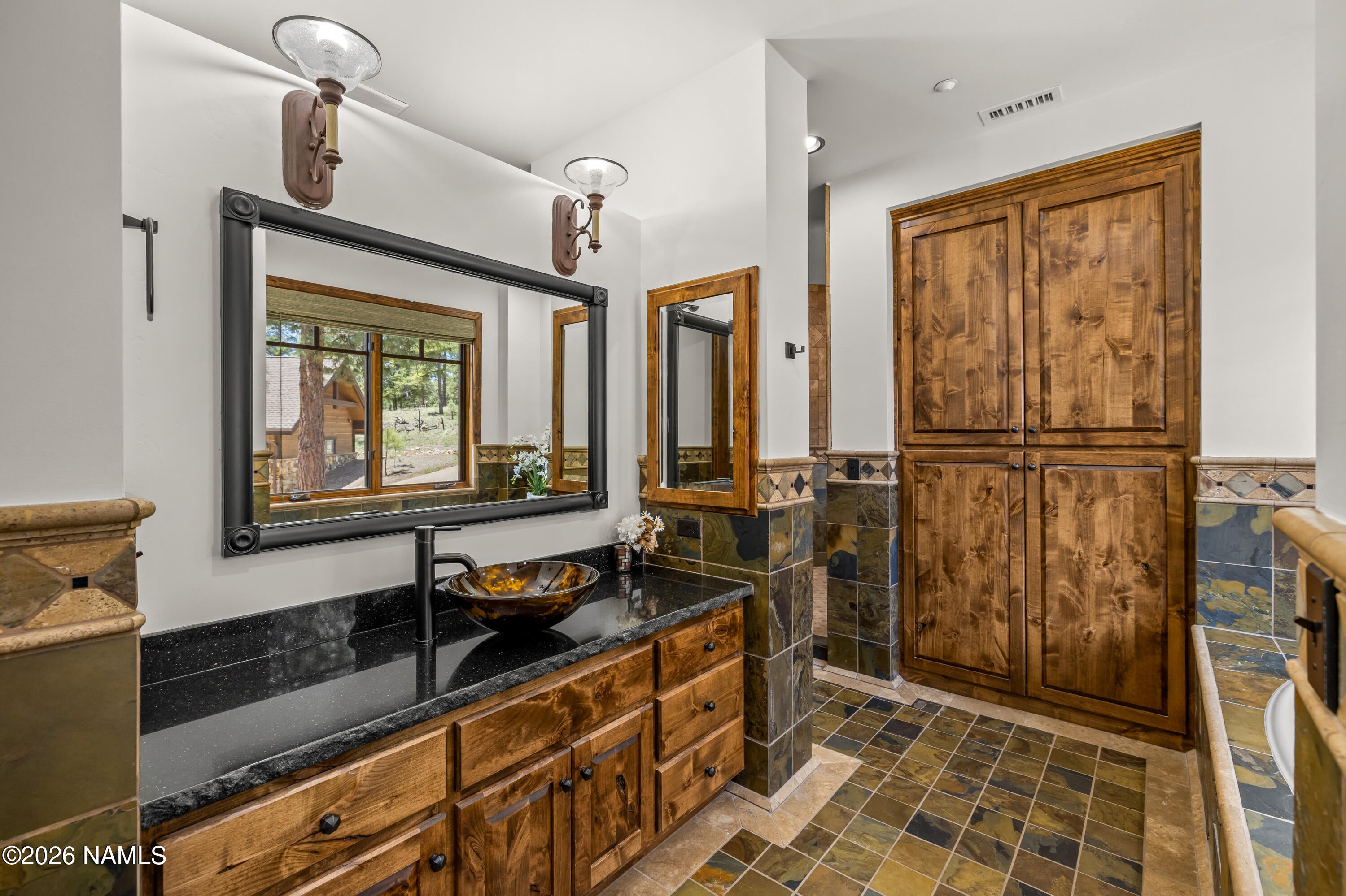 3460 S Del Aire Ct, Flagstaff, AZ, 86005, USA, 5 Bedrooms Bedrooms, ,5 BathroomsBathrooms,Residential,Active,3460 S Del Aire Ct,204625
