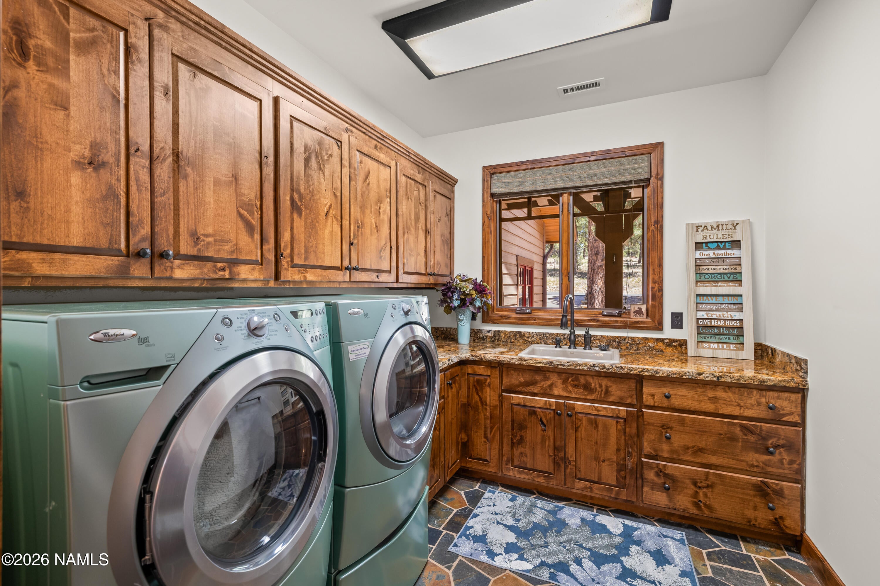 3460 S Del Aire Ct, Flagstaff, AZ, 86005, USA, 5 Bedrooms Bedrooms, ,5 BathroomsBathrooms,Residential,Active,3460 S Del Aire Ct,204625