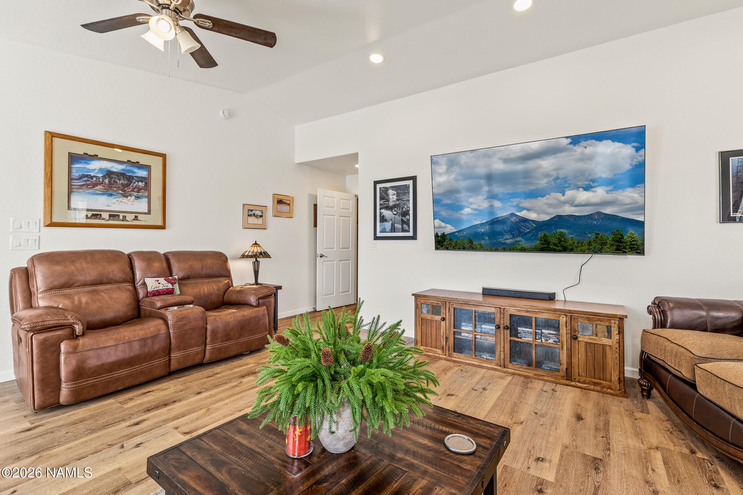 9835 Pioneer Valley Road