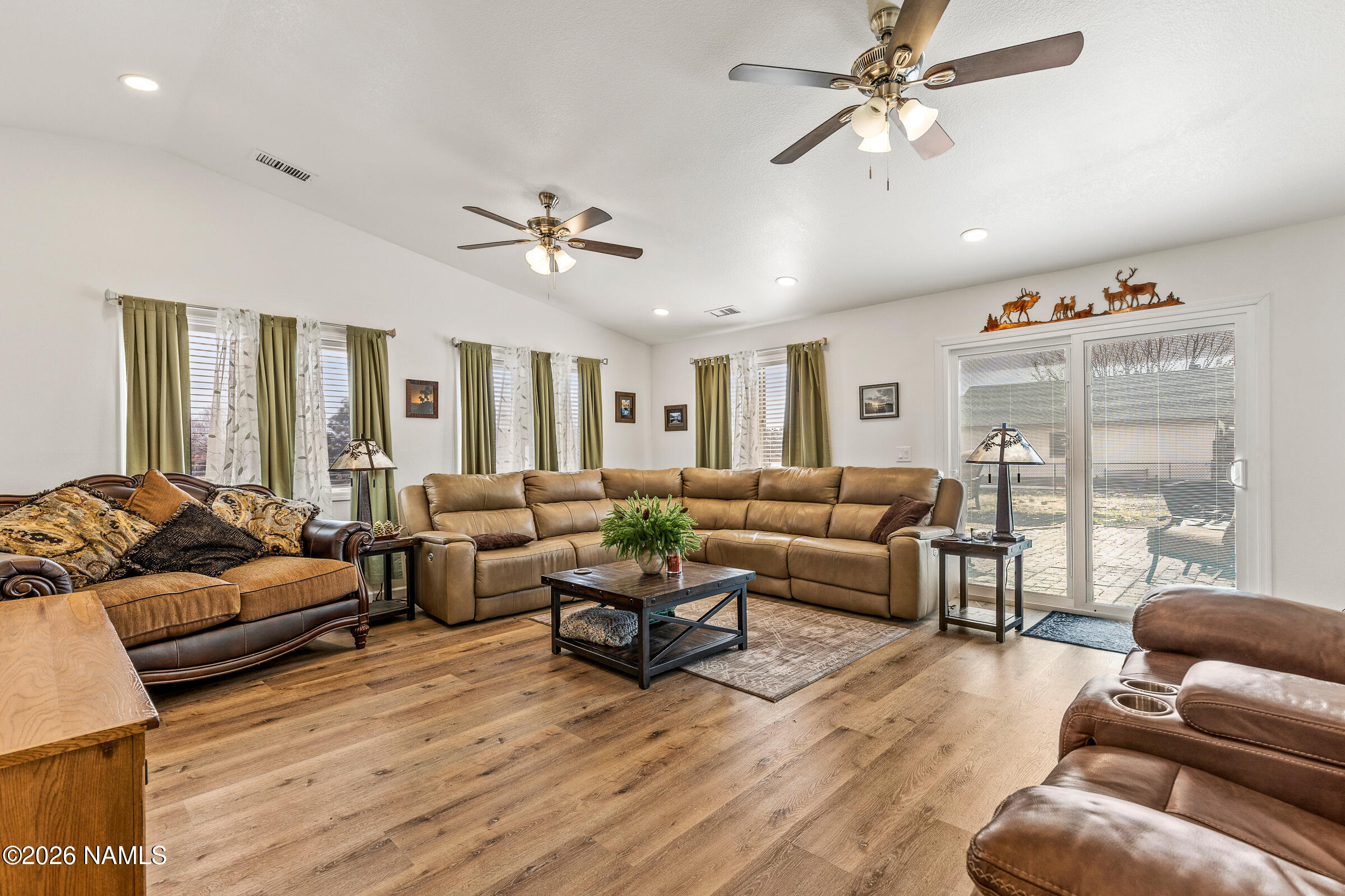 9835 Pioneer Valley Road