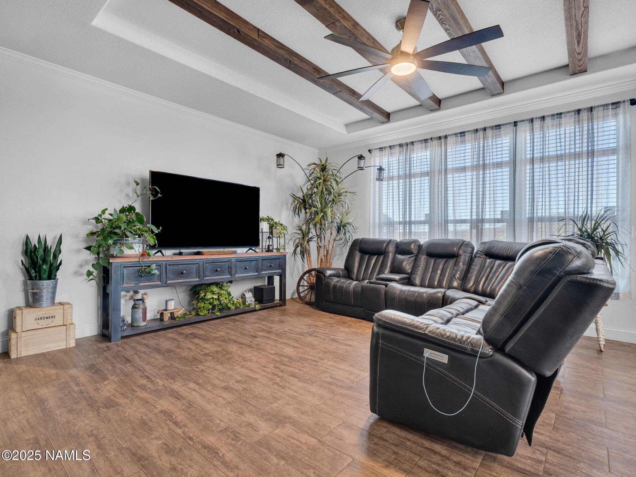 7371 N 8 Mile Boulevard