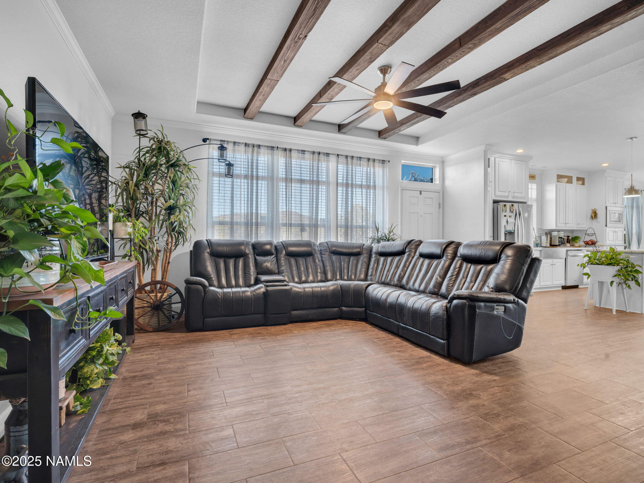 7371 N 8 Mile Boulevard