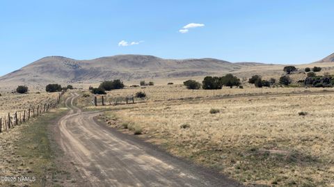 Photo of Flagstaff, AZ 86004 (MLS # 201631)