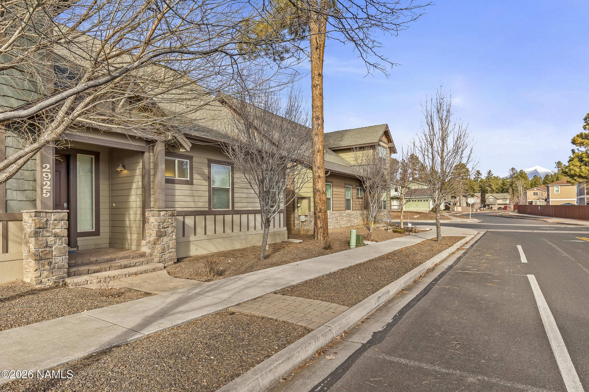 2925 S Pais Del Norte