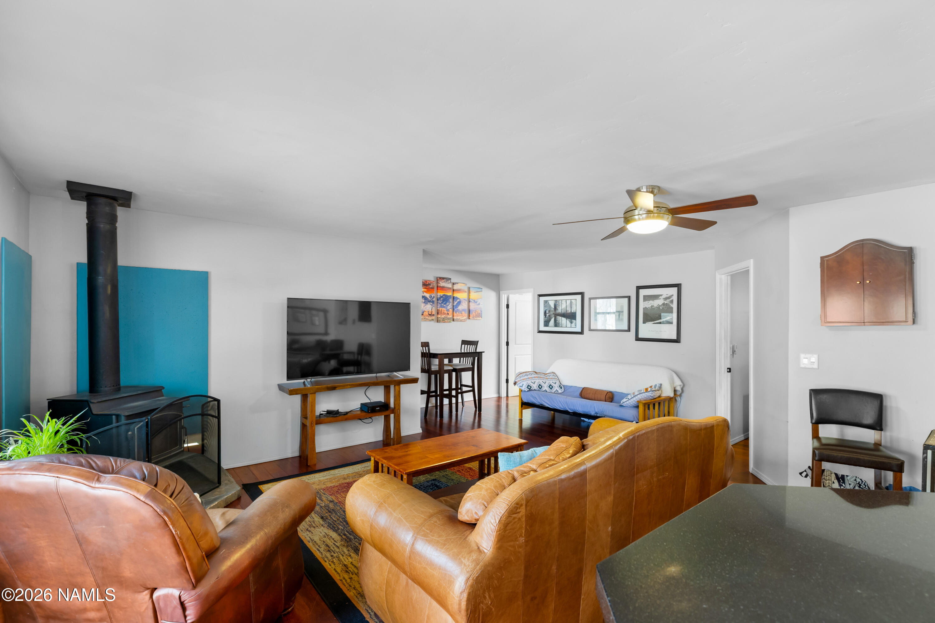 3612 W Mountain Drive