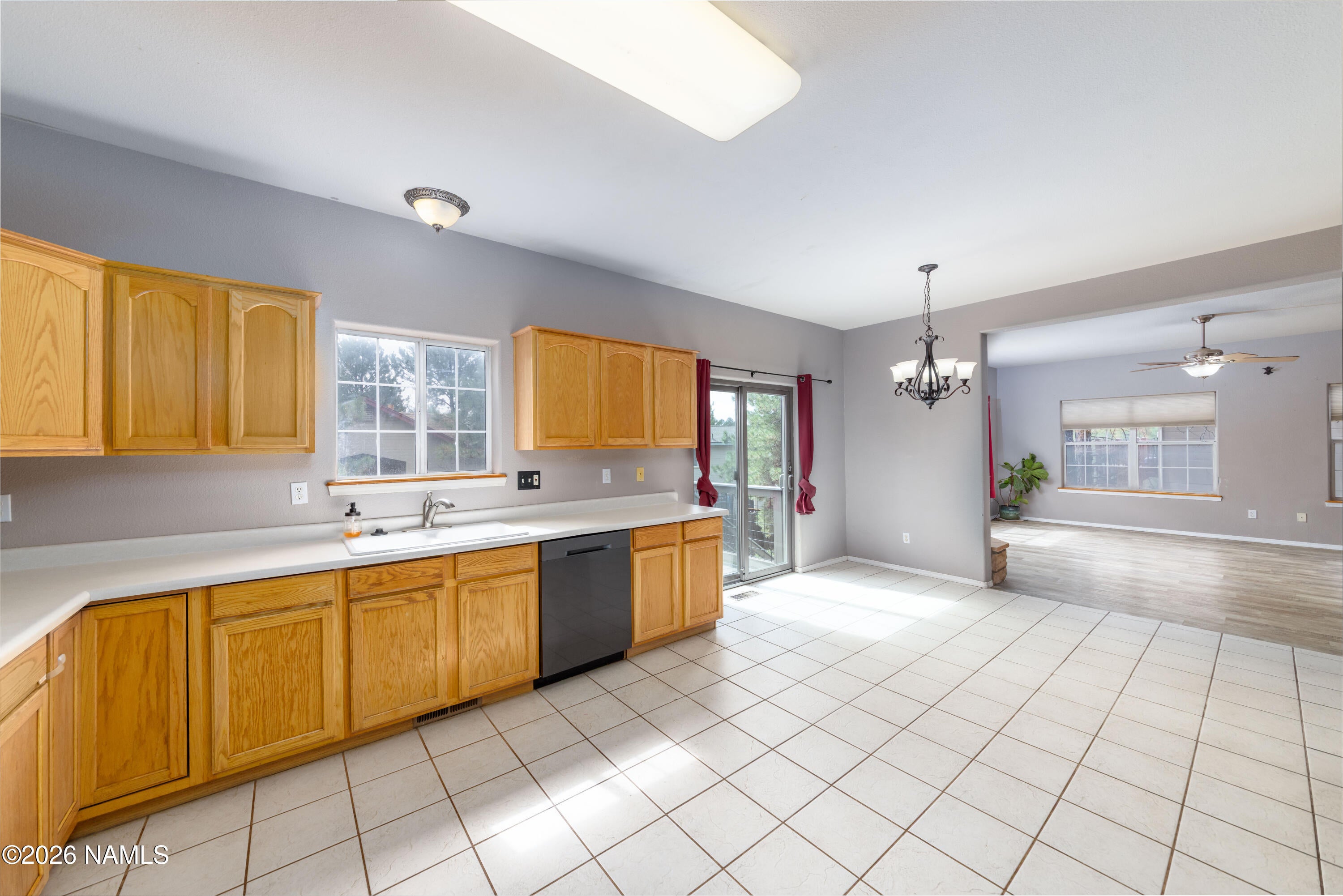 639 W Old Territory Trail