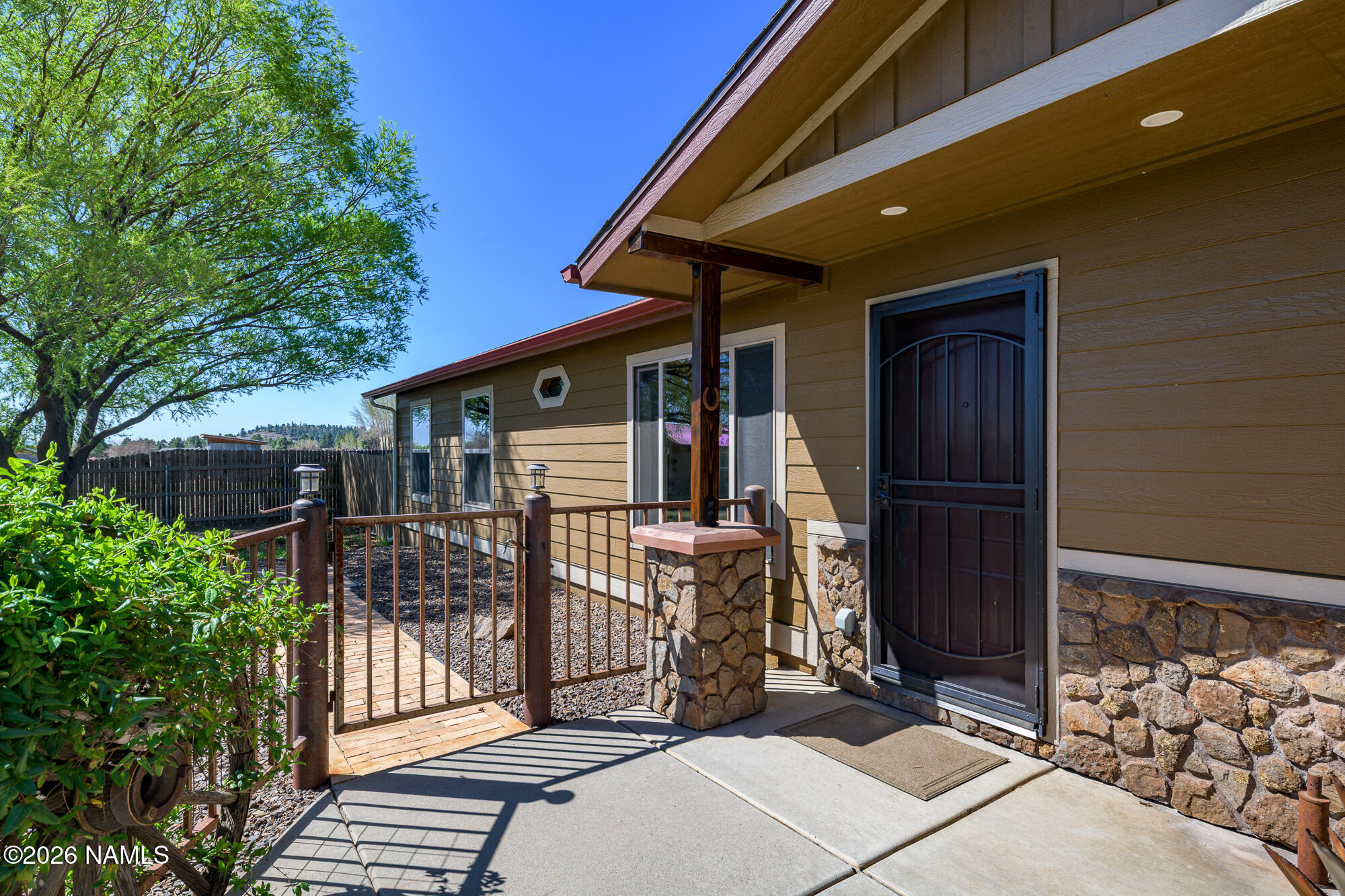 5540 E El Dorado Drive