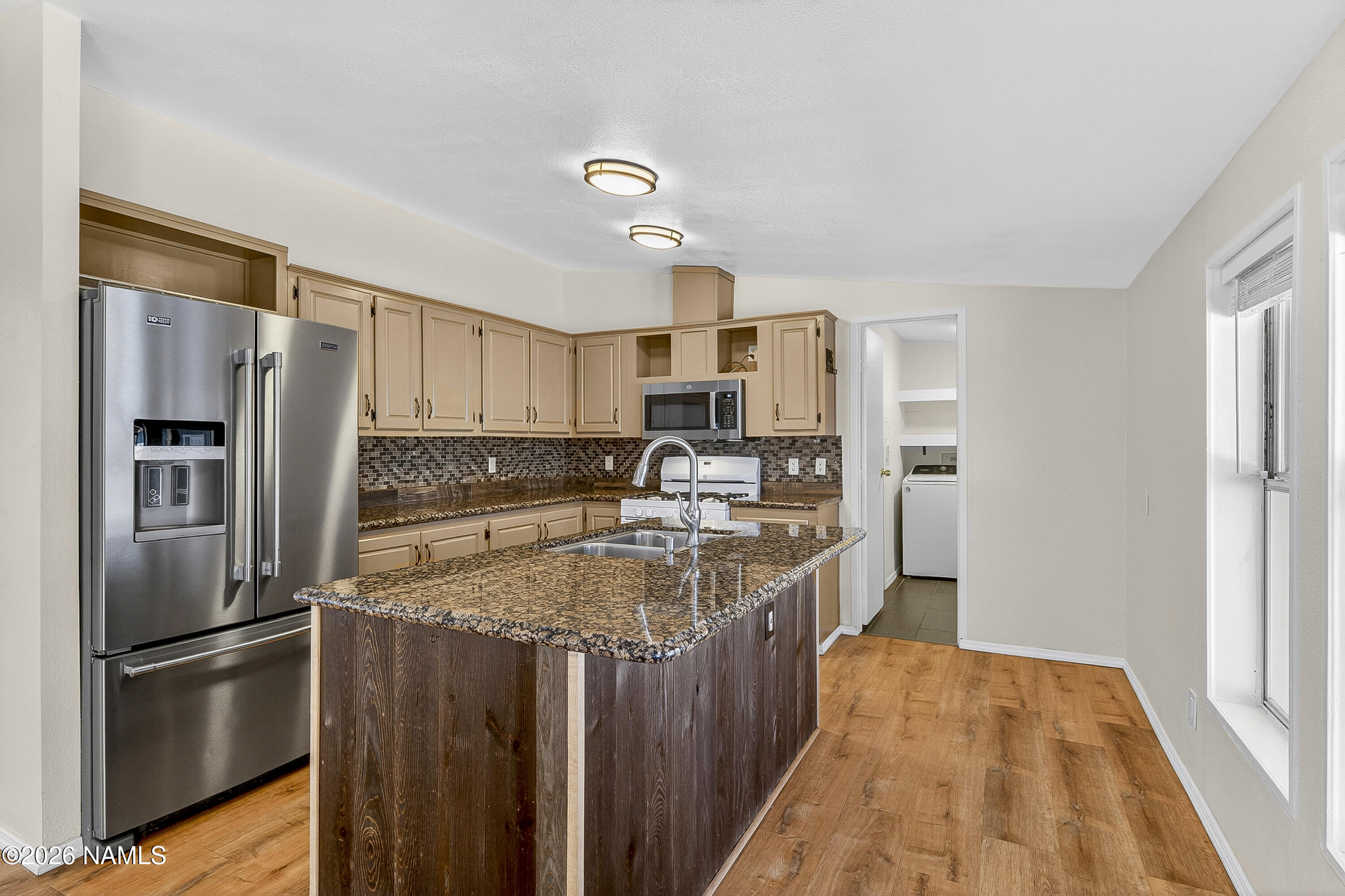 4873 E Bullwinkle Drive