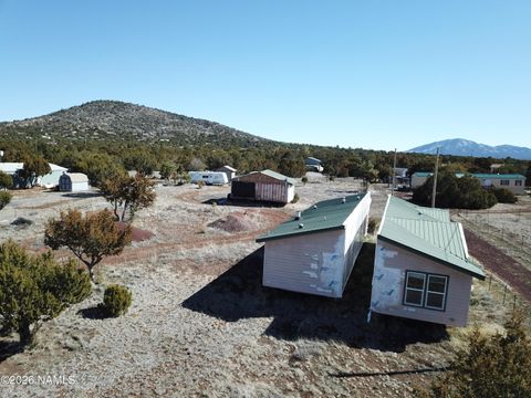 5285 N Cunning Boulevard Williams AZ 86046