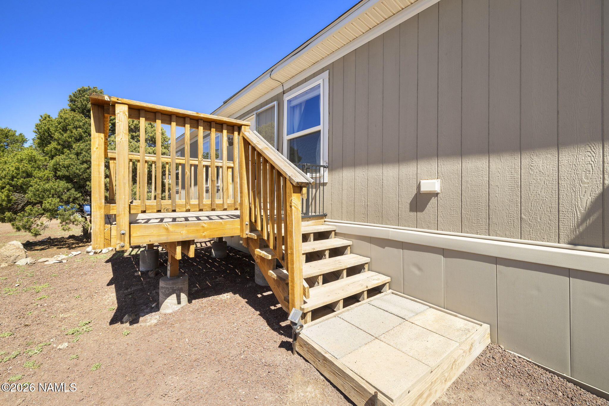 2029 E Arizona Street