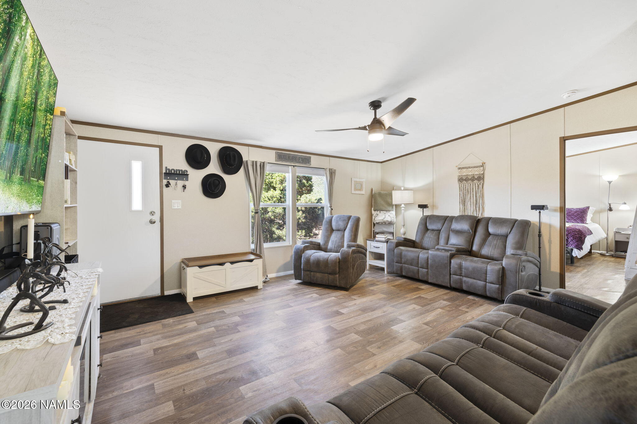 2029 E Arizona Street