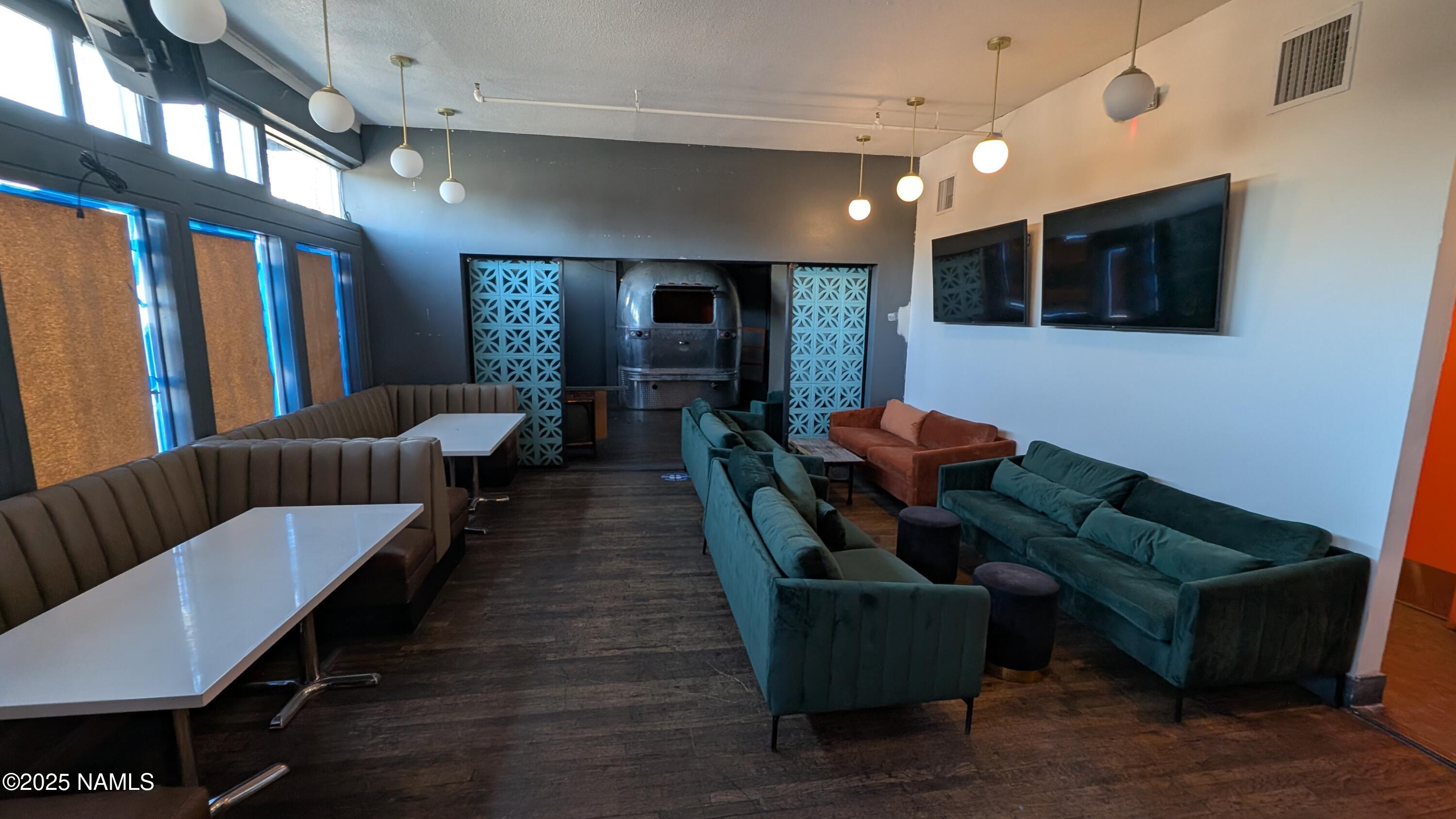 101 S San Francisco Street