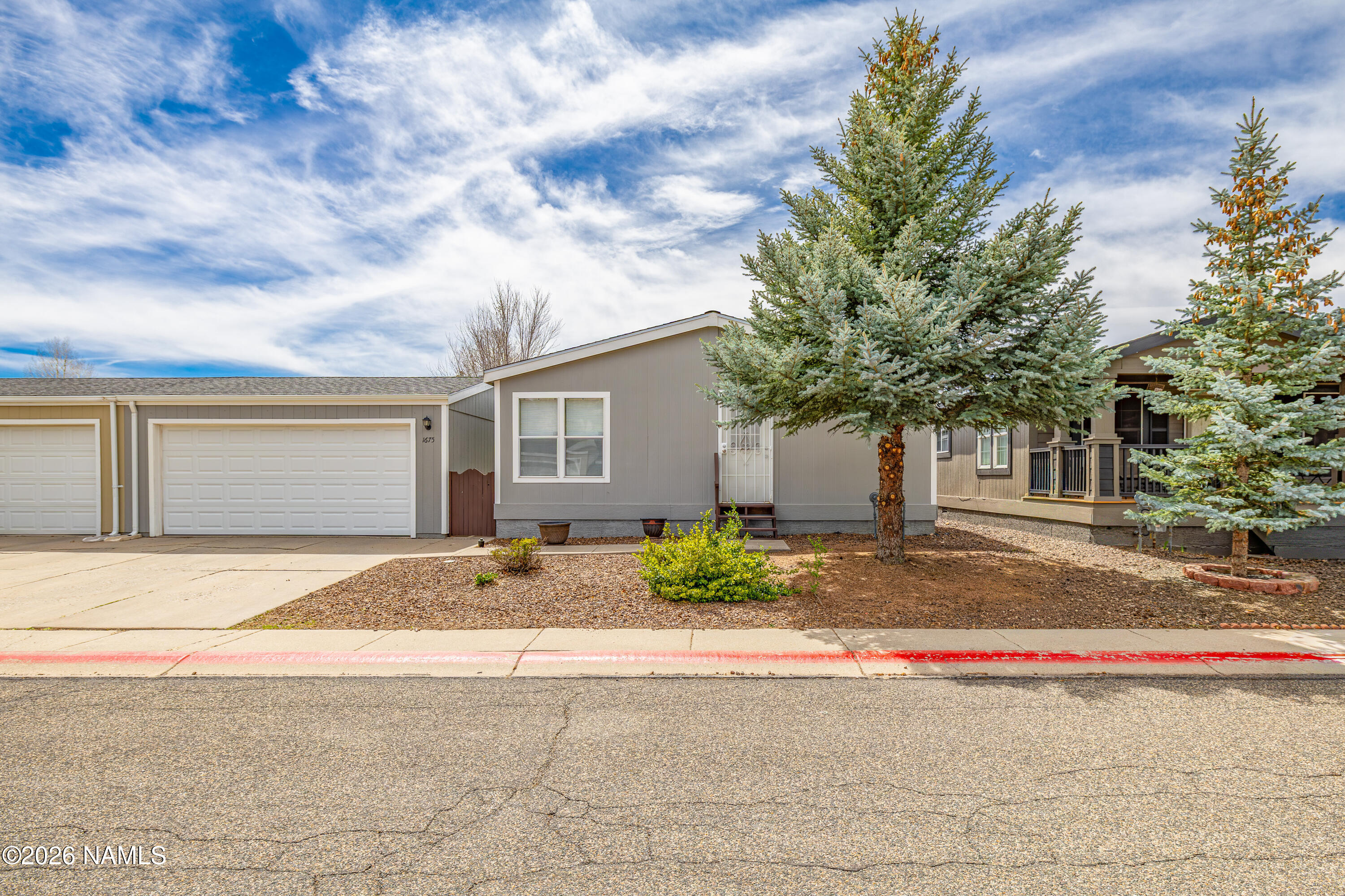 1675 W Sherrie Drive