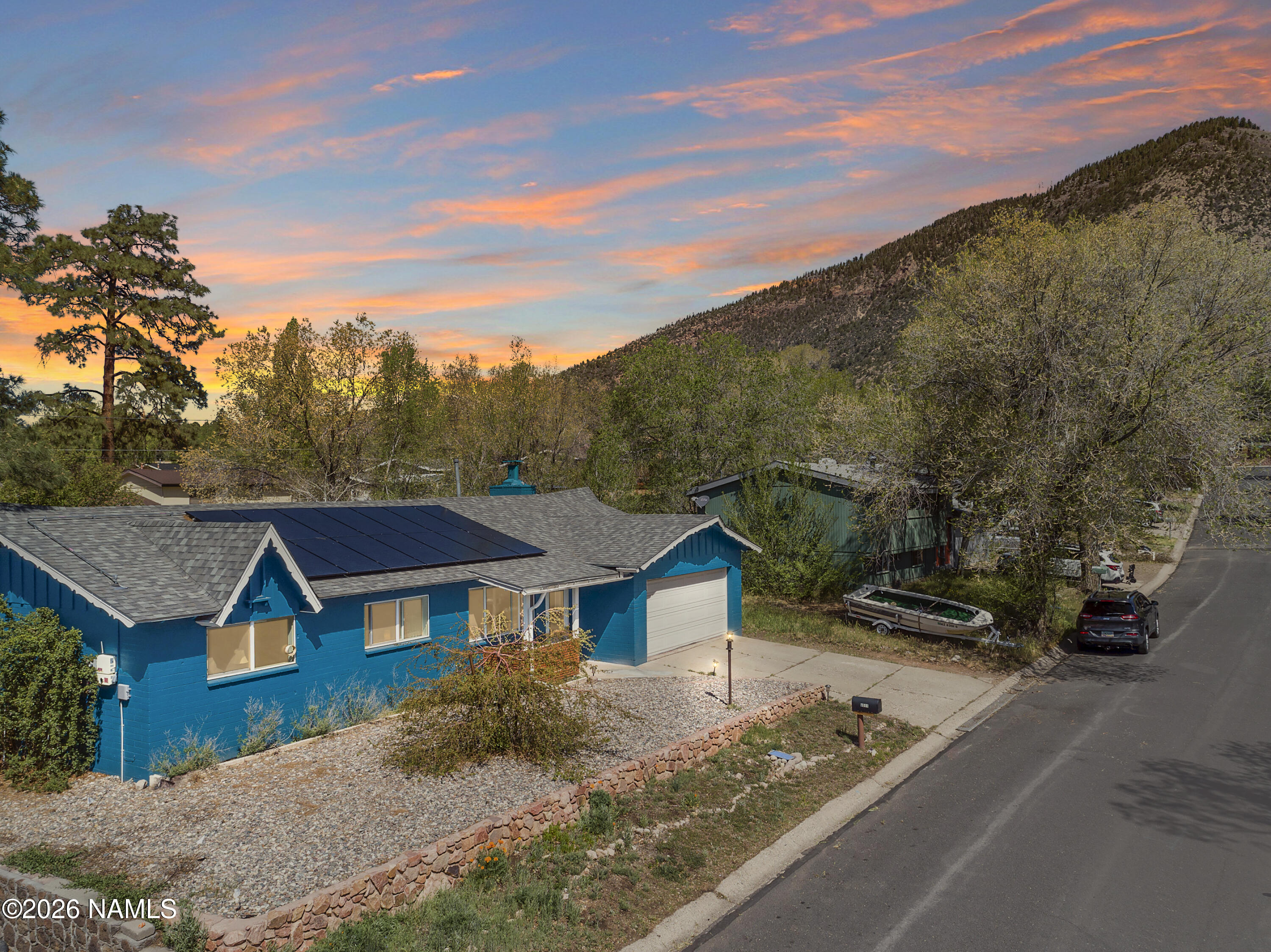 3511 N Schevene Boulevard