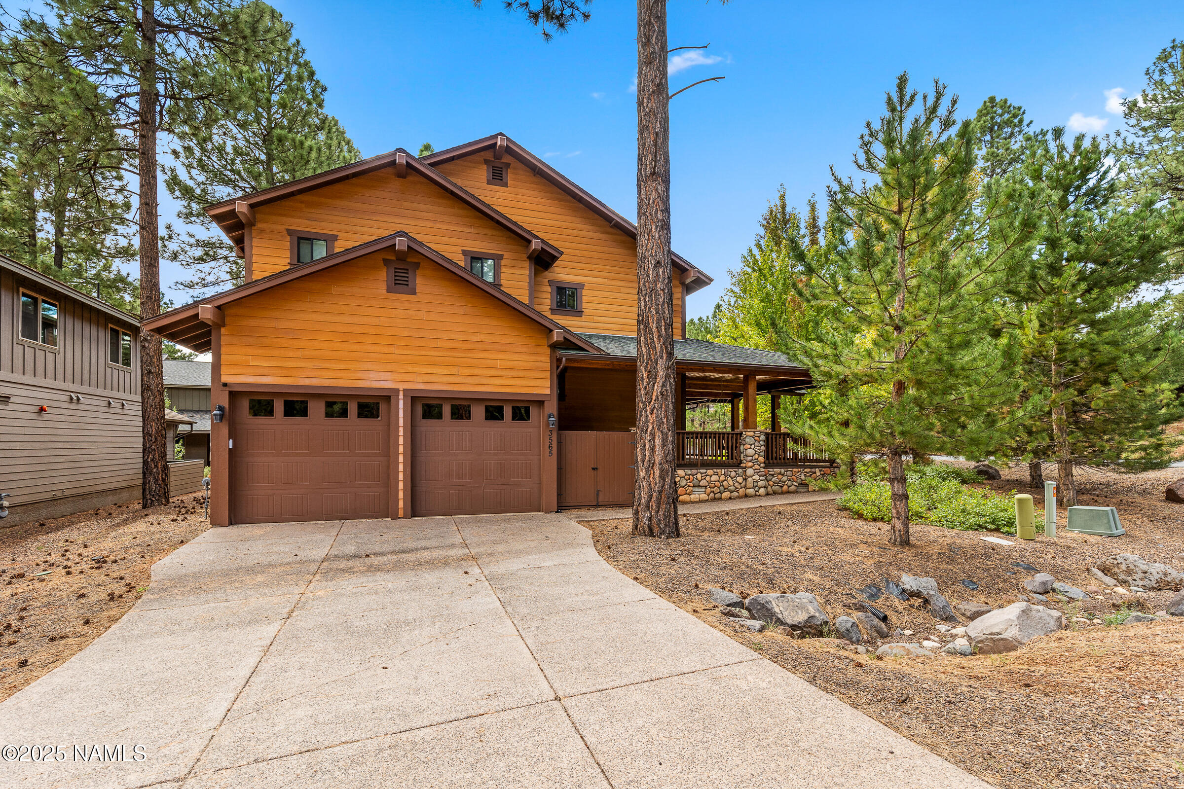 3565 W Strawberry Roan