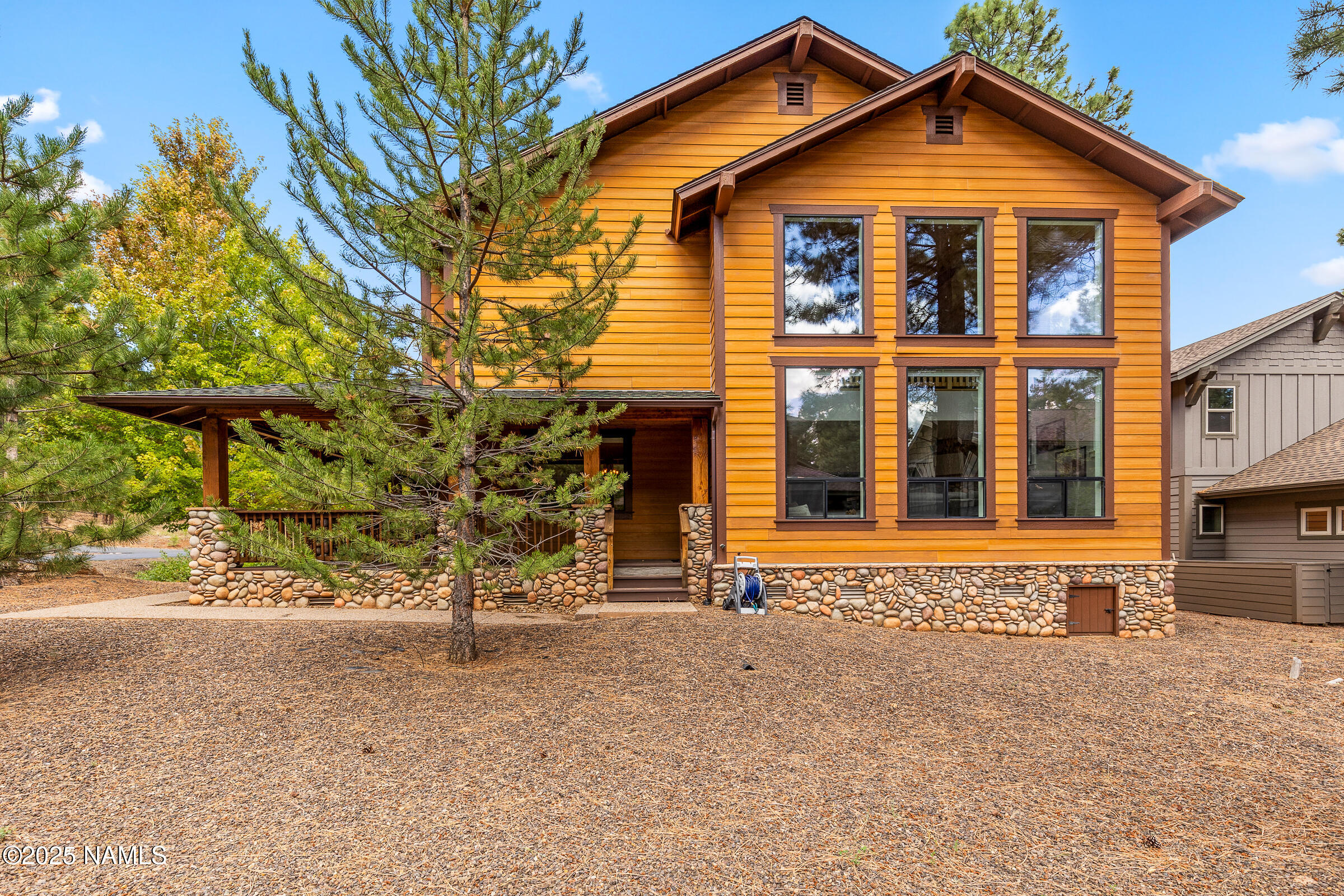 3565 W Strawberry Roan