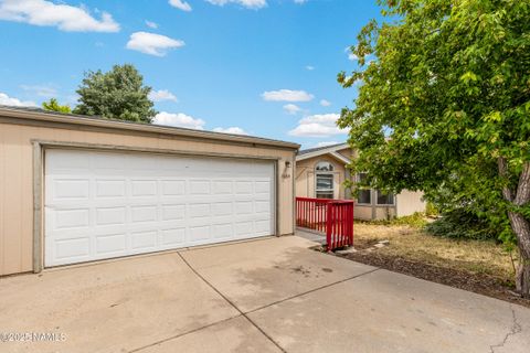 Photo of Flagstaff, AZ 86001 (MLS # 201789)