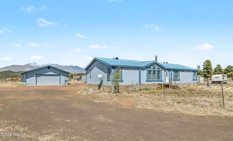 Photo of Flagstaff, AZ 86004 (MLS # 204266)