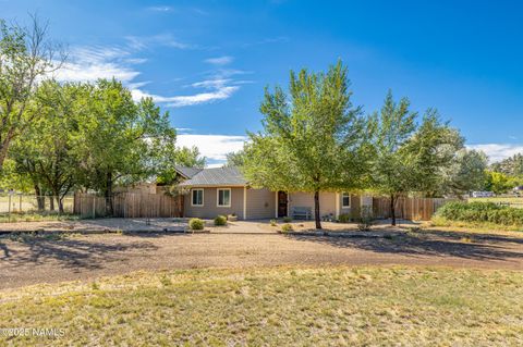 Photo of Flagstaff, AZ 86004 (MLS # 202224)