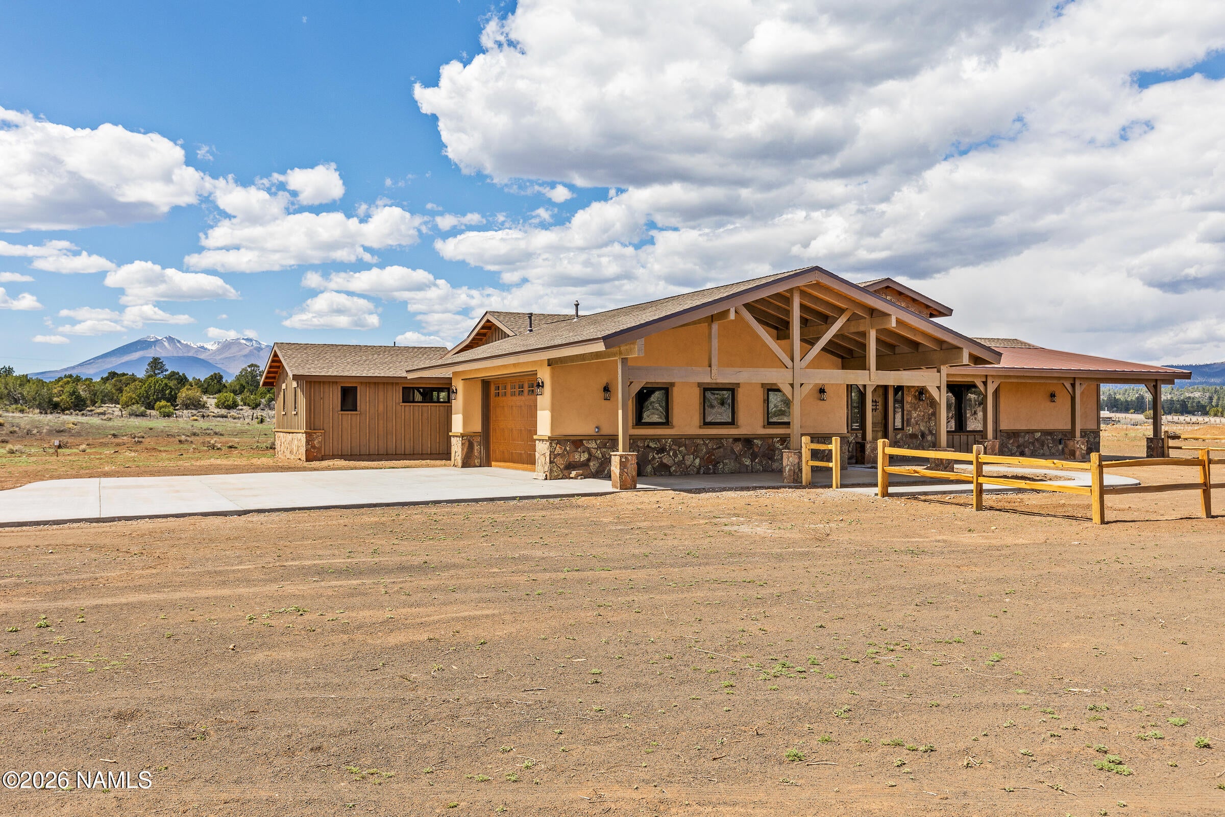 6570 Meadows Lane