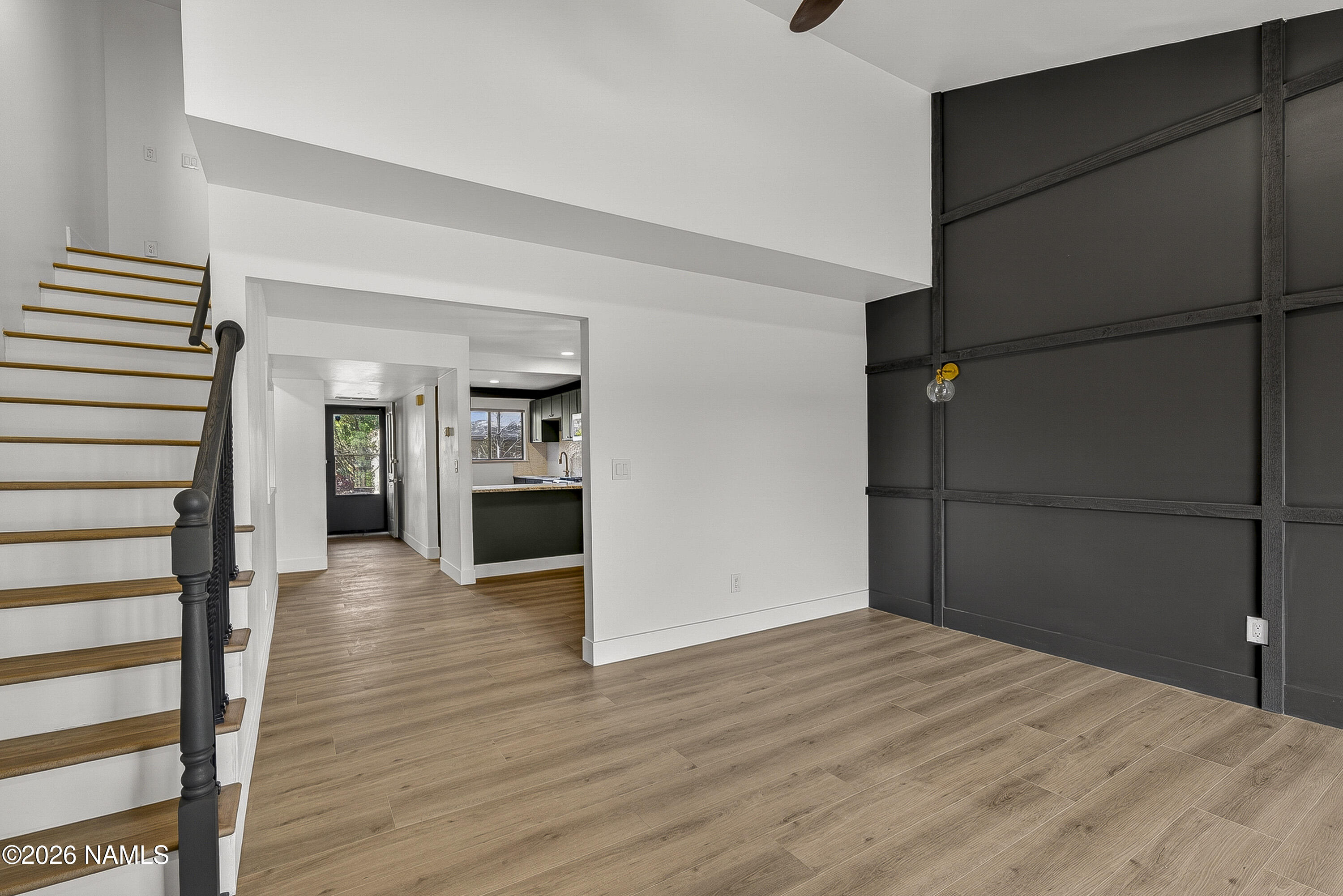 2404 N Whispering Pines Way