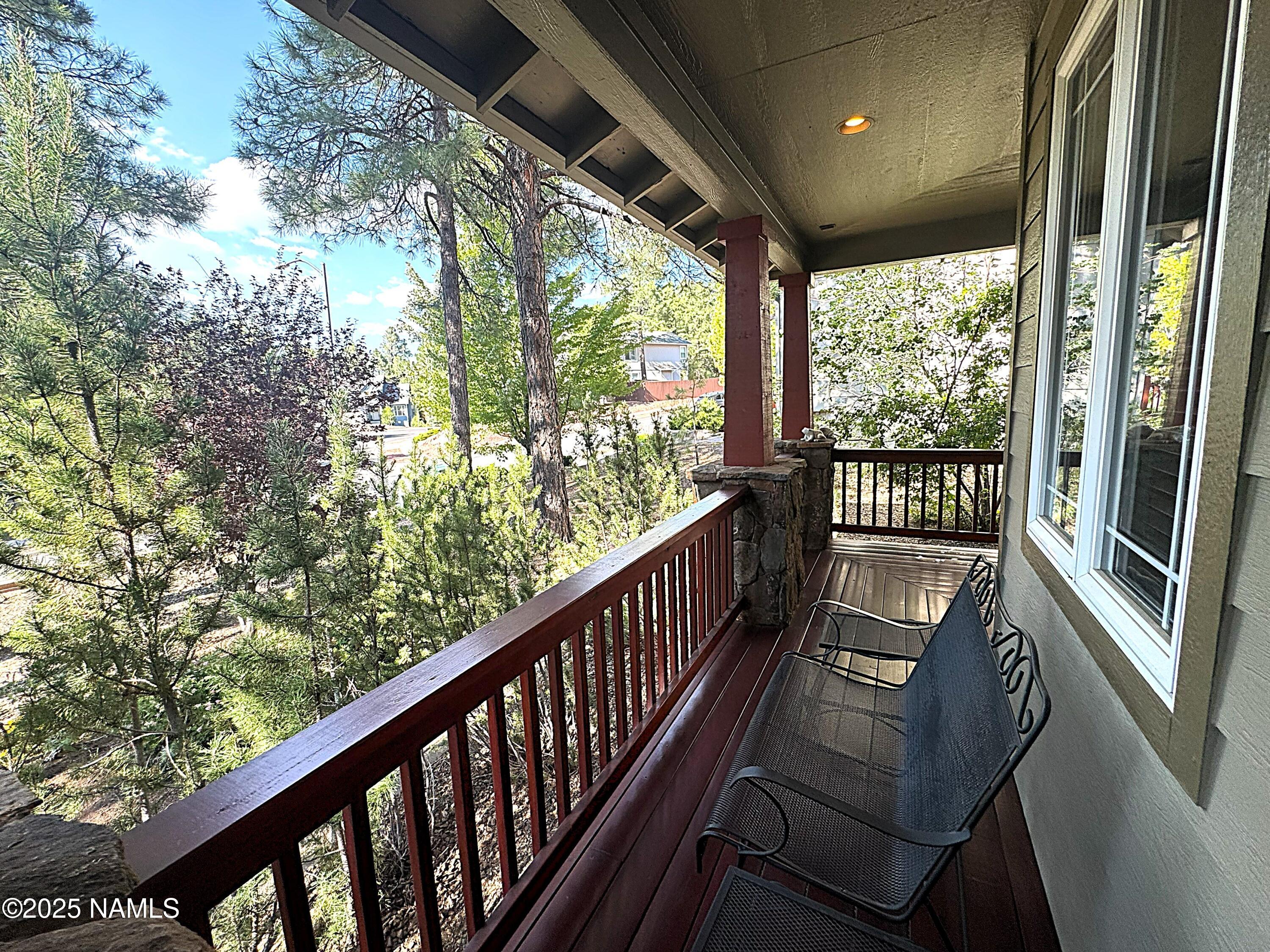 123 W Hance Trail