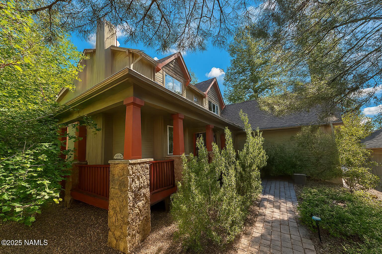 123 W Hance Trail